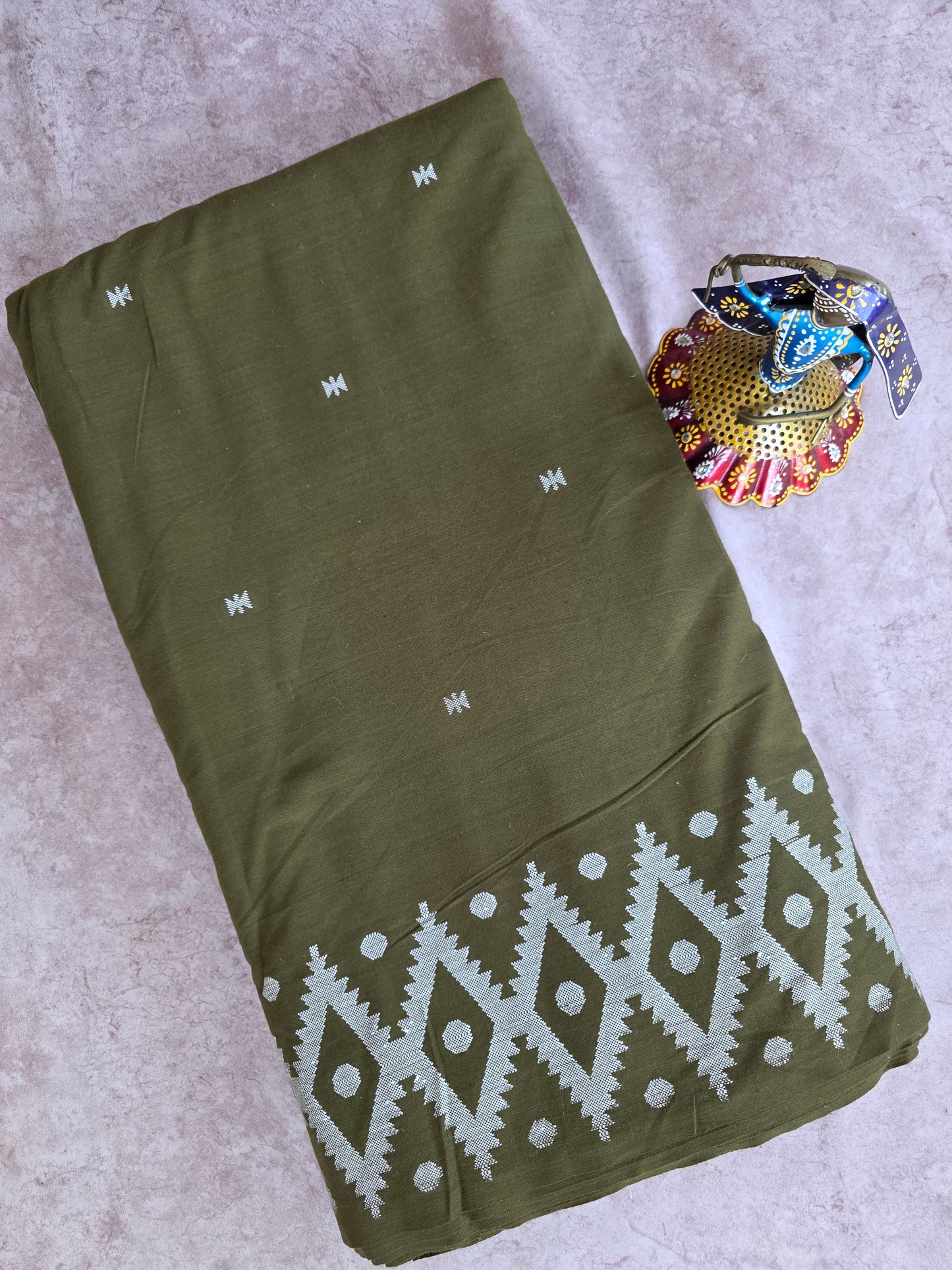 Prewashed Jamdhani Pure handloom cotton running material (0.5 mtrs)  - HRM91