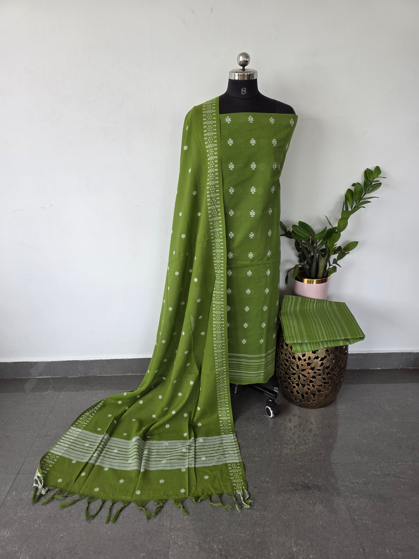Pure handloom cotton set with jacquard butta  - HJ28