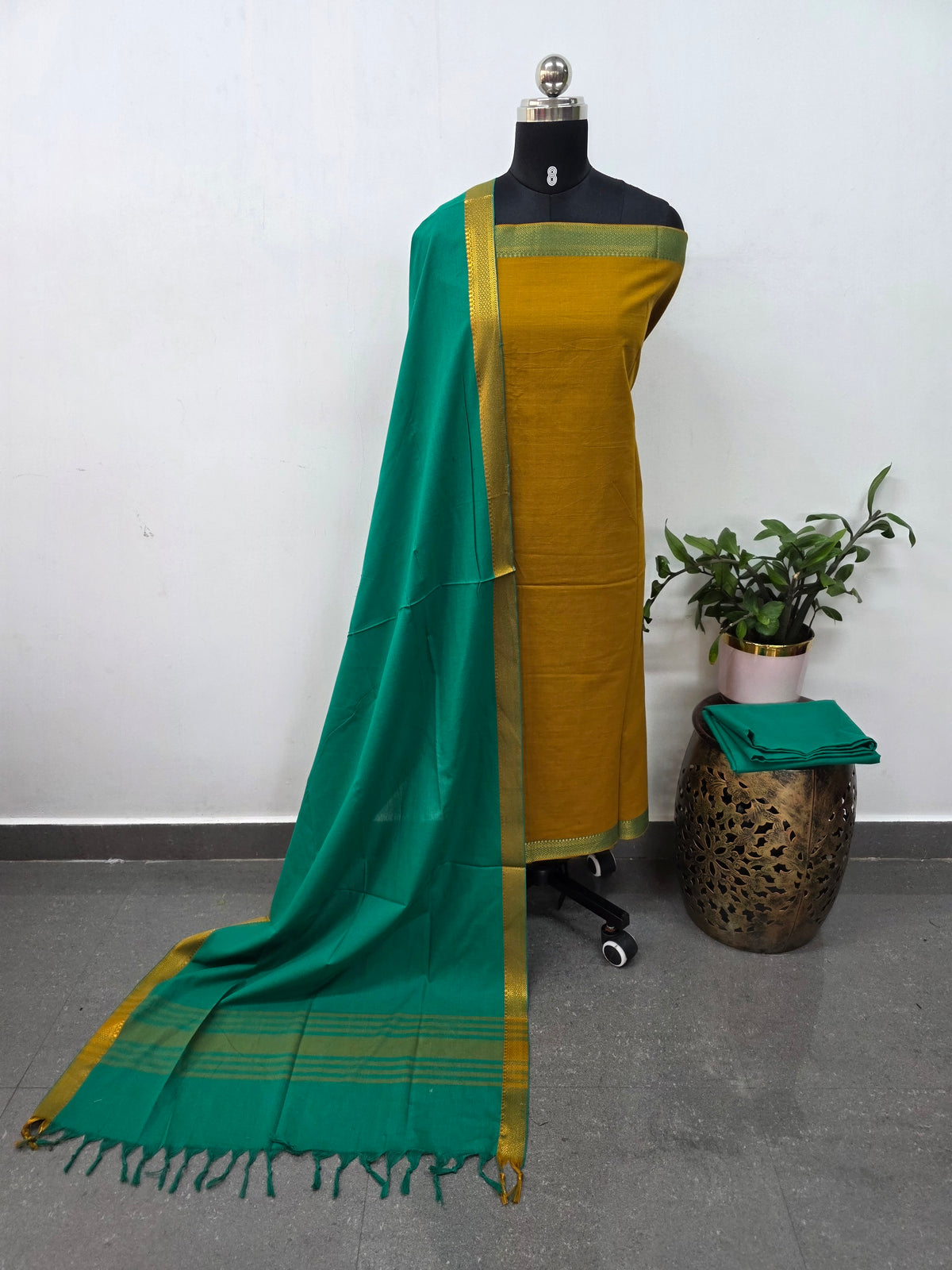 Prewashed heavy mangalagiri cotton set - HA168