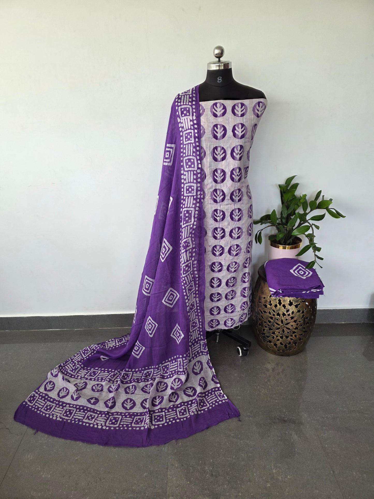 Dull patta kantha batik cotton set with mirror work - BA220
