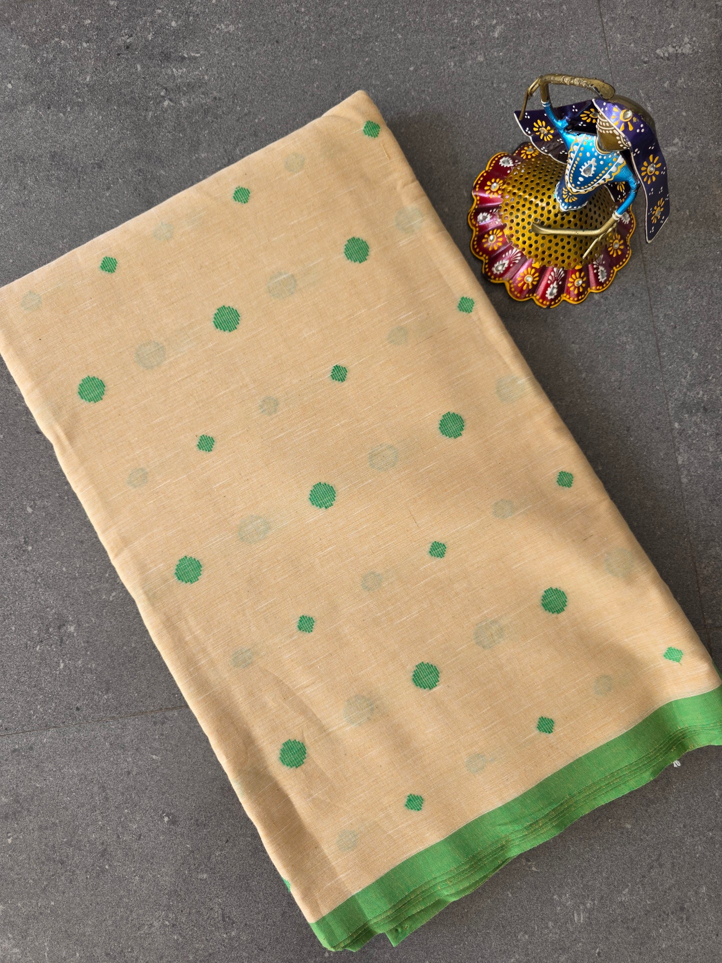 Pure  handloom cotton running material (2.50 mtrs) -D1