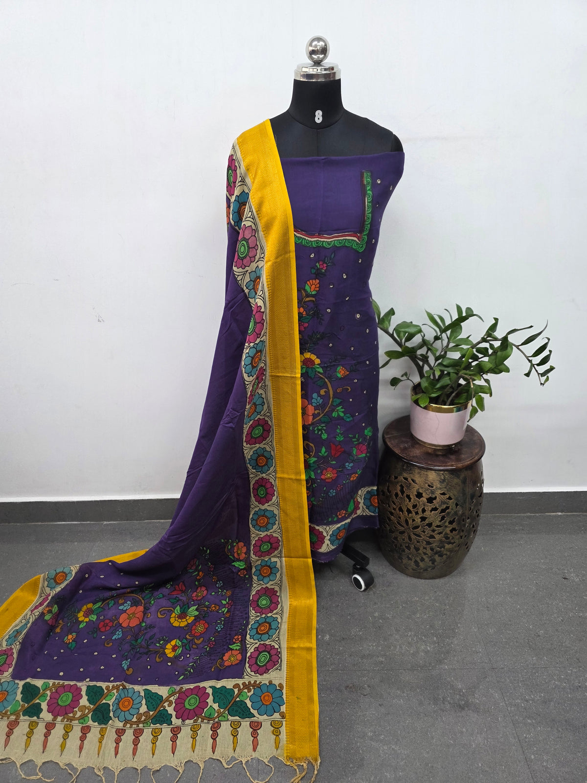 Kalahasthi Handcrafted Penkalamkari bangalore silk set -KH256