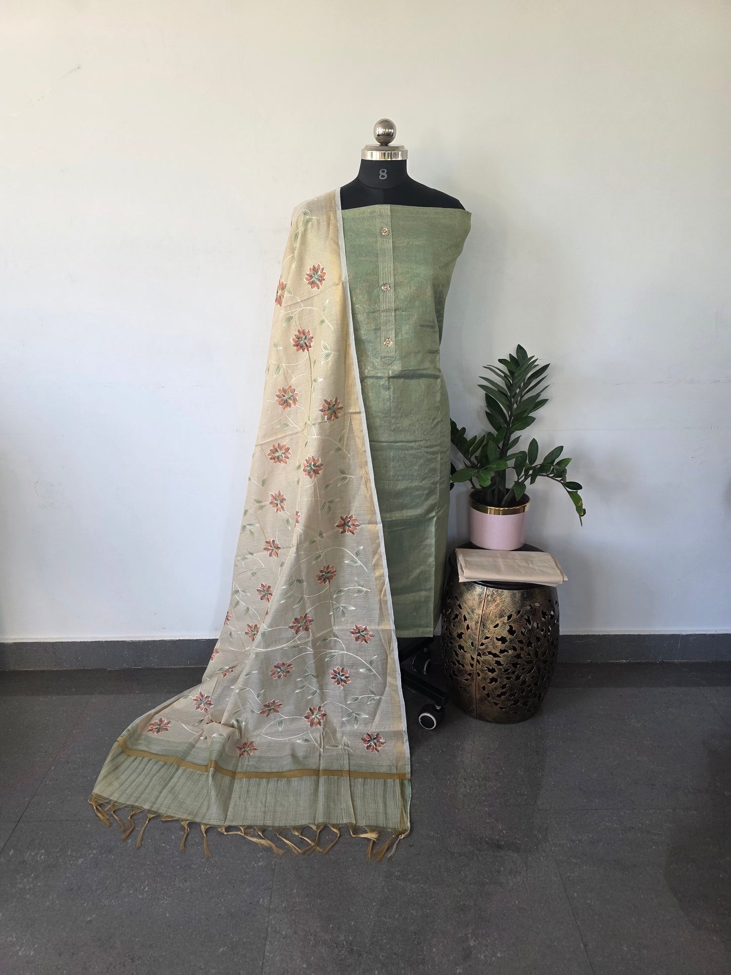 Premium shimmer tissue silk set -