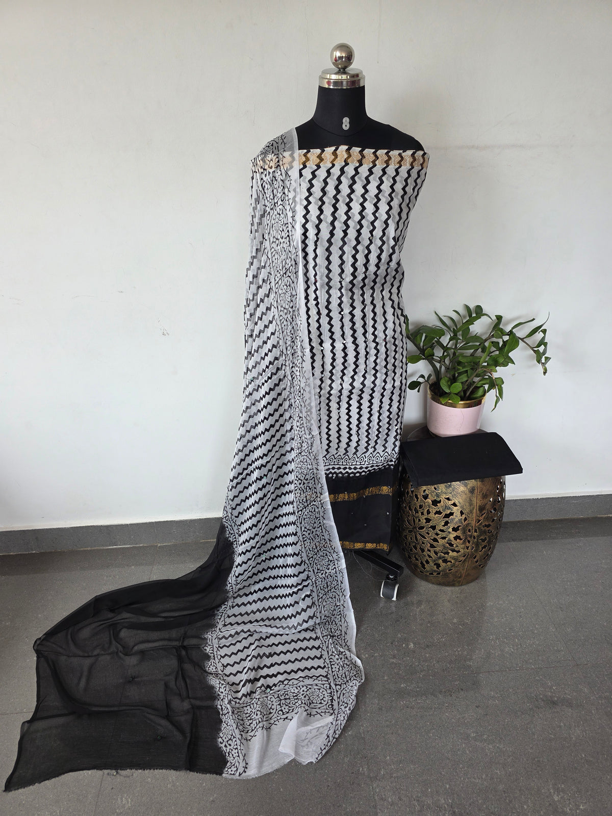 Handblock soft silk set with georgette shawl - GE262