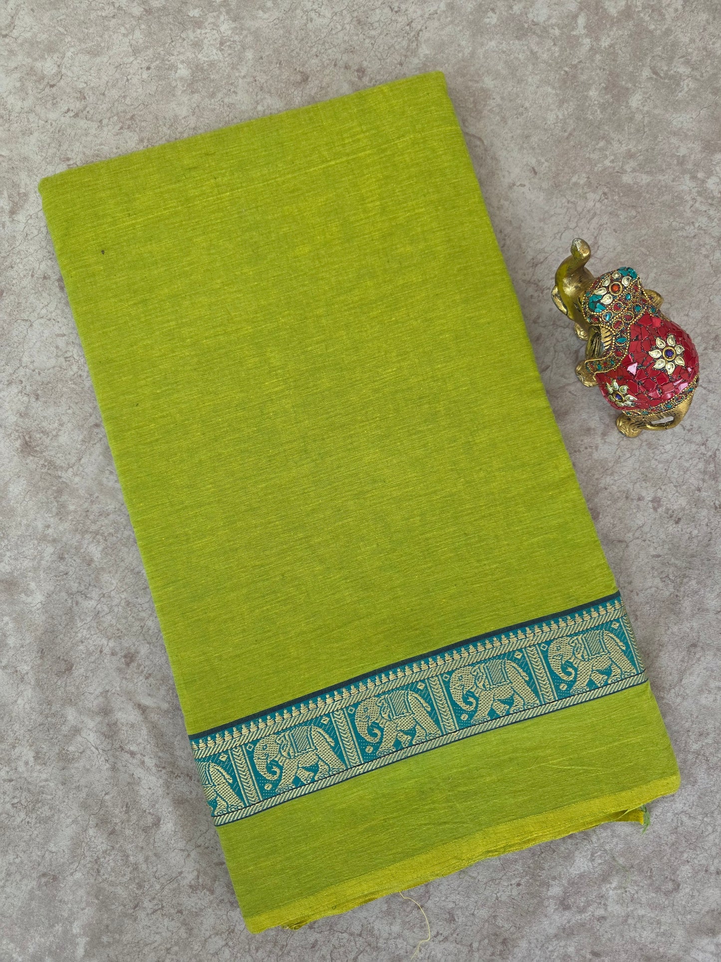 Prewashed South cotton with elephant border running material (0.5 mtrs) - HRM27