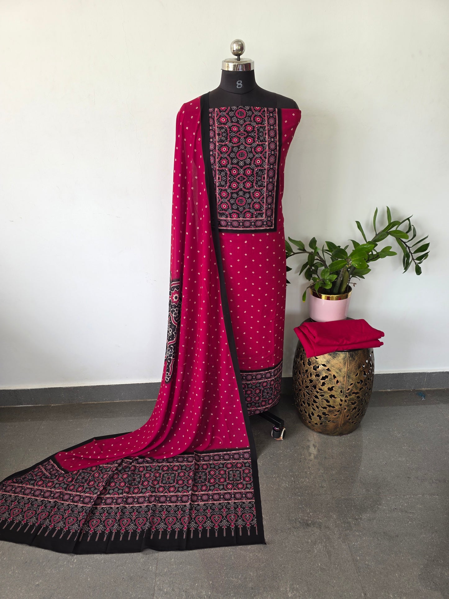 (Preorder 15 days dispatch time)Fancy ajrakh georgette set (with lining) - AS69