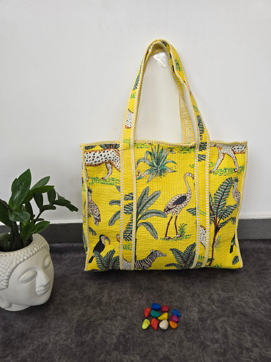 Jaipuri quilted cotton bag with zipper - QZ38