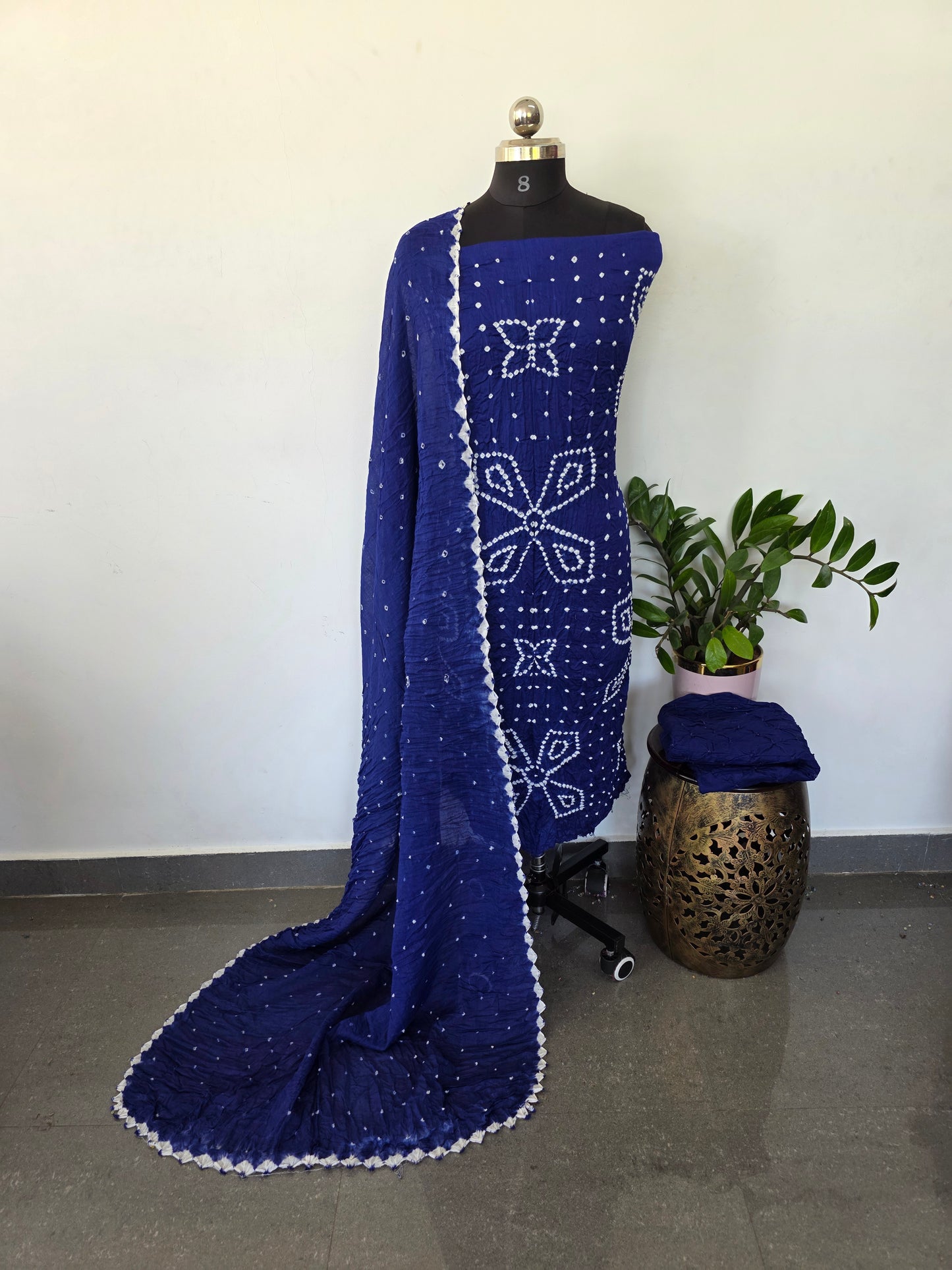 Handcrafted bandhani cotton set -B73