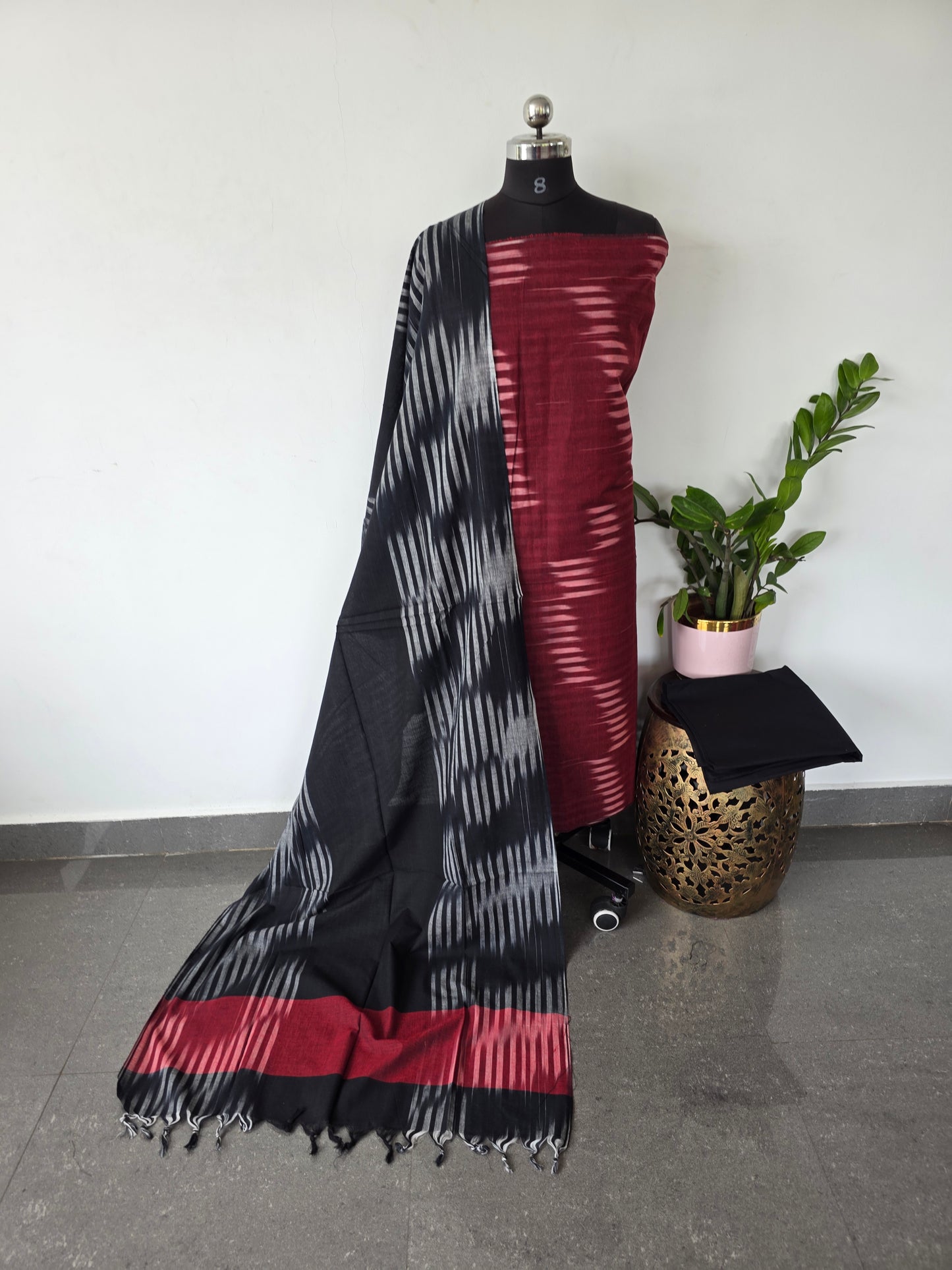 Handloom ikkat cotton set - HJ43