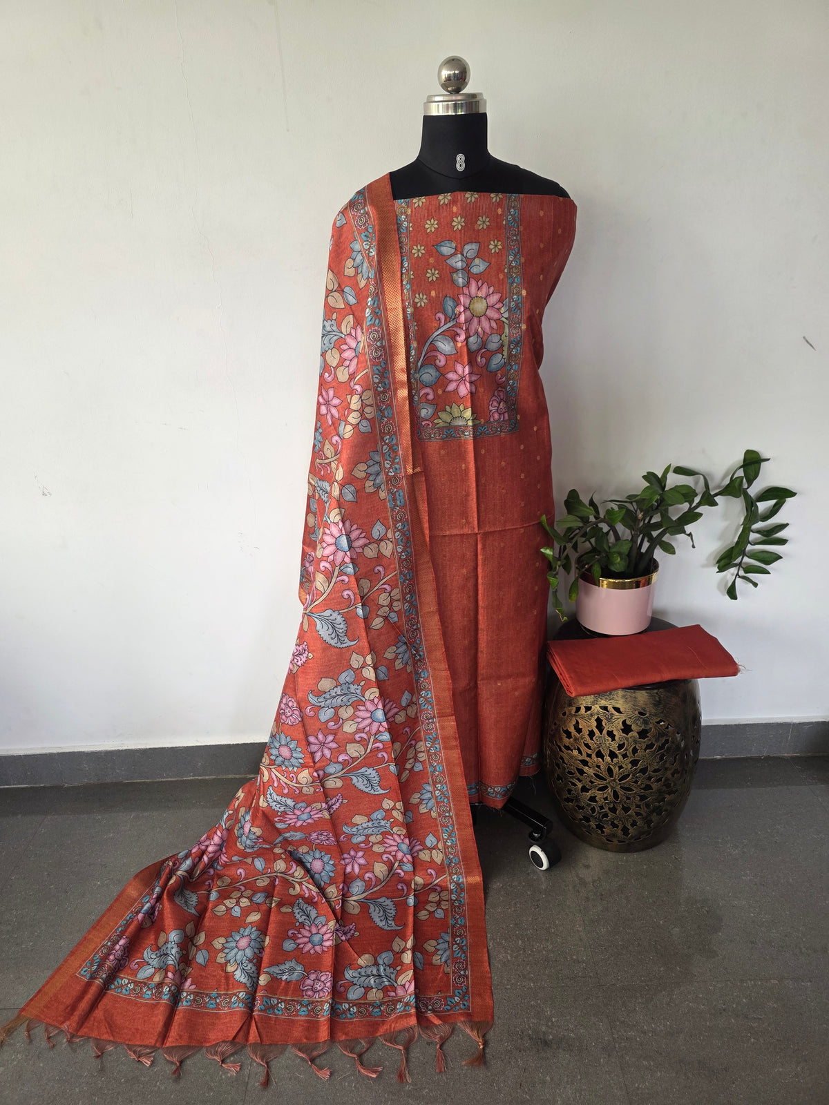 Kalamkari- Tussar silk set with zari butta - AS141