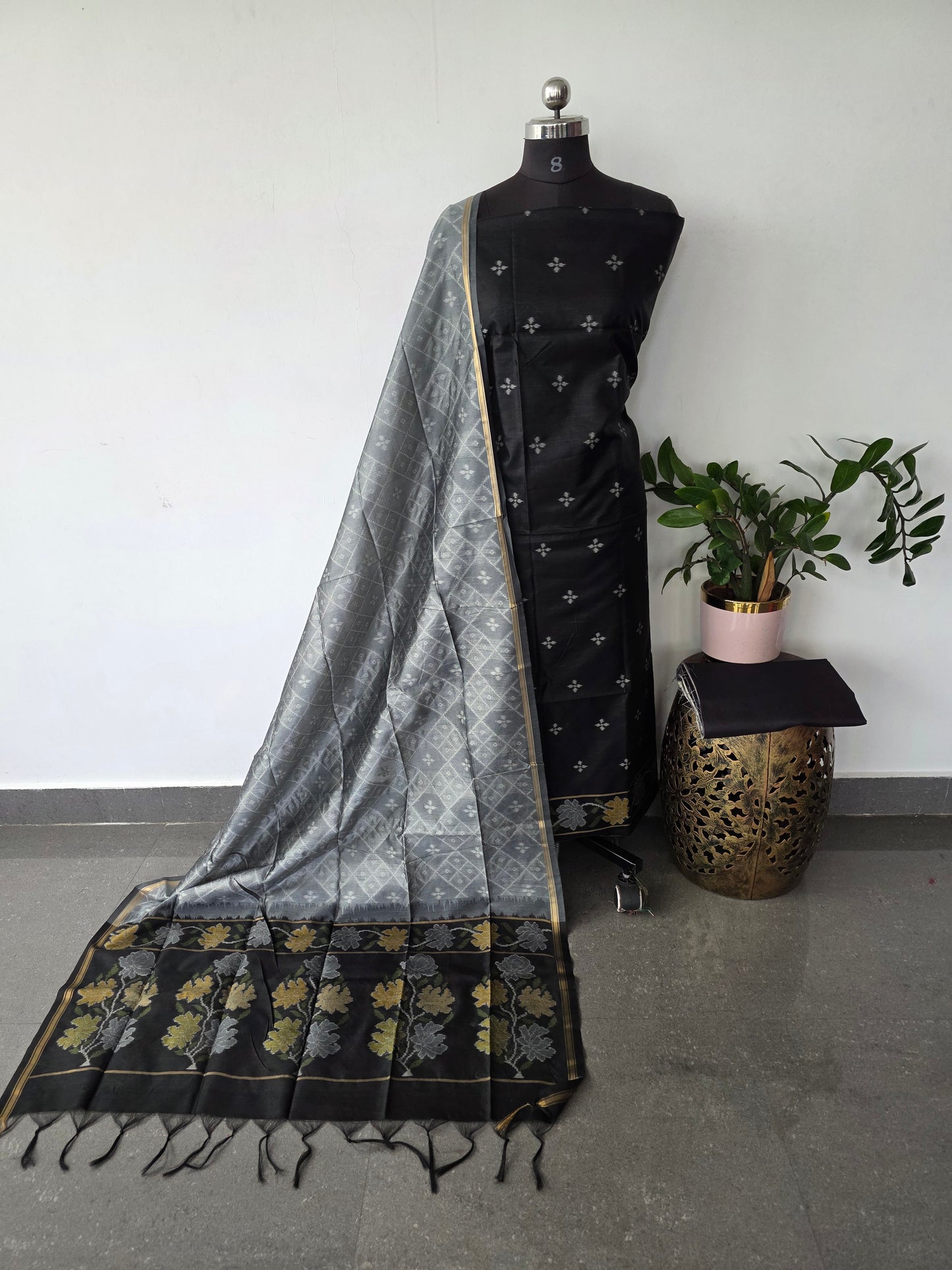Kanchi sico ikkat salwar set(Black) -VR7