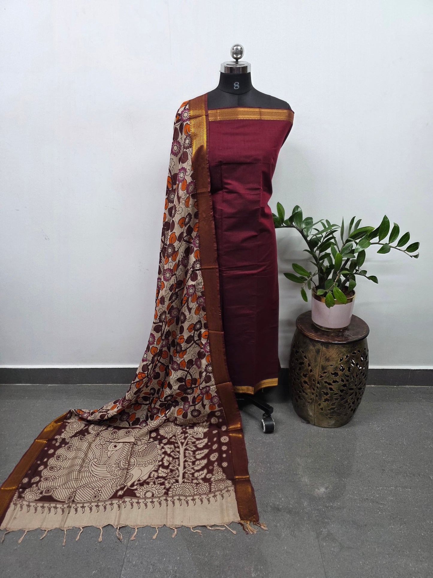 Earth & Loom - Mangalagiri cotton top with chennuri kalamkari silk shawl- MK32