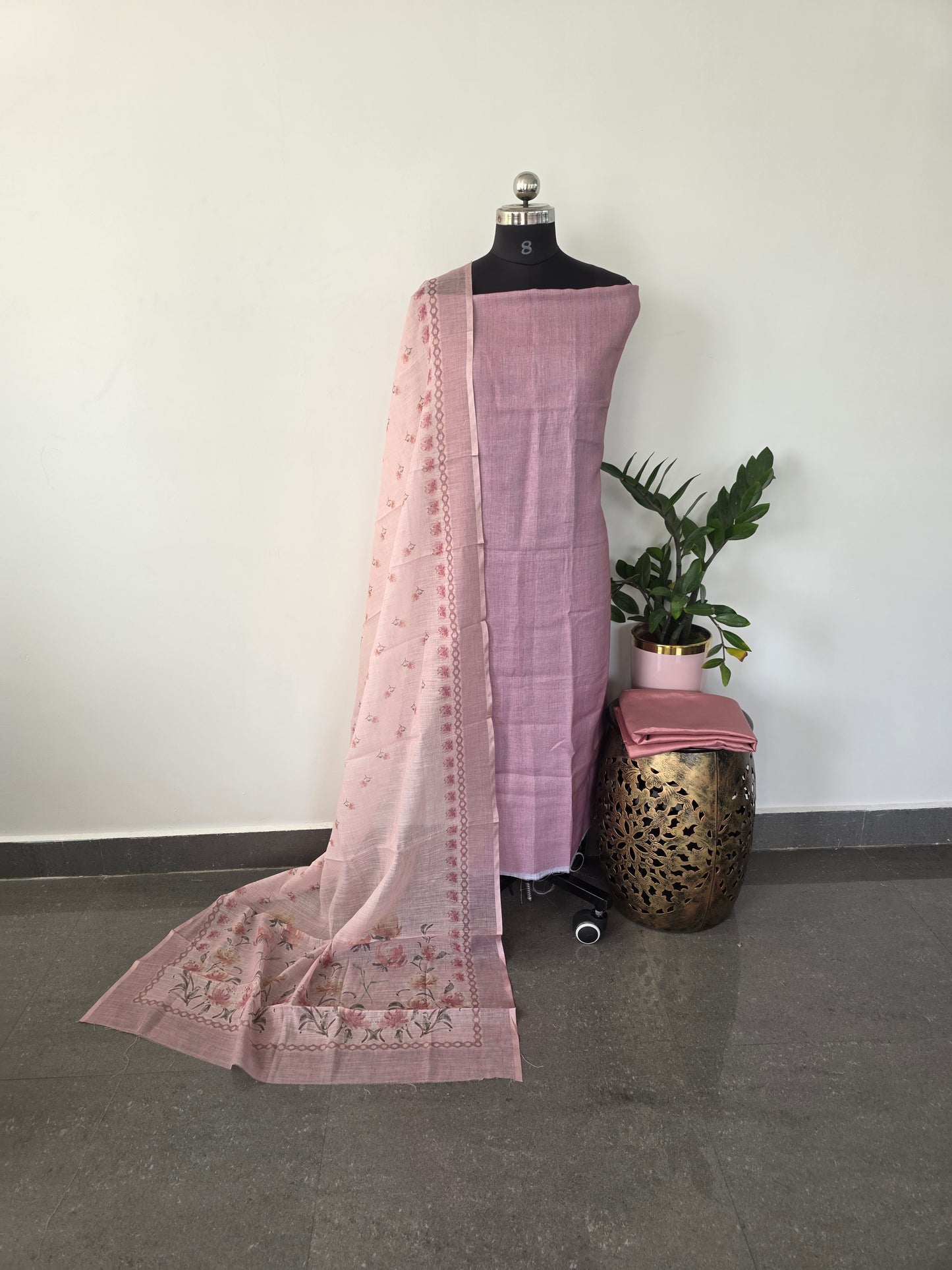 Fancy linen set - 22