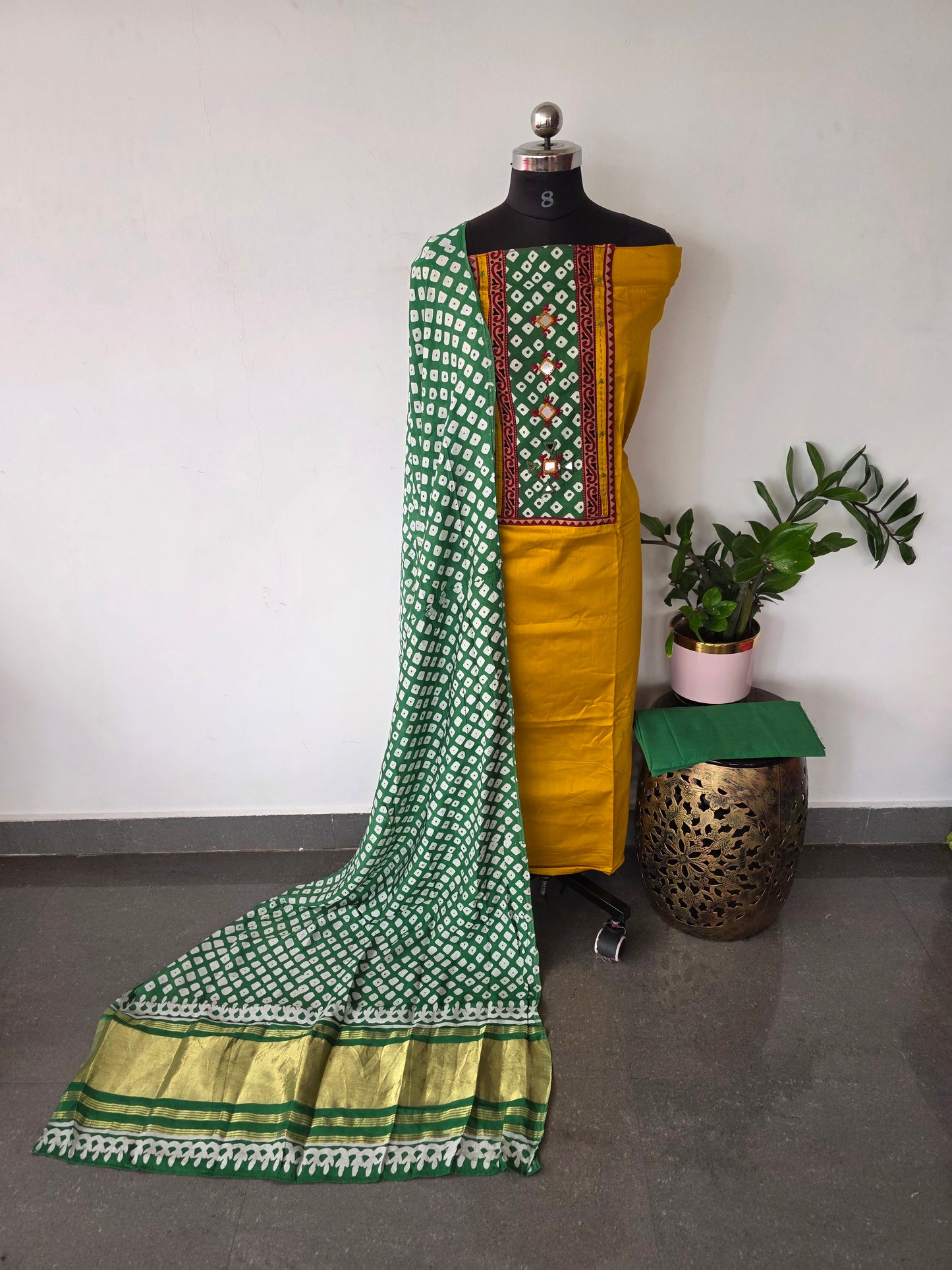Premium Satoon cotton top with lagdi patta chanderi shawl - AS54