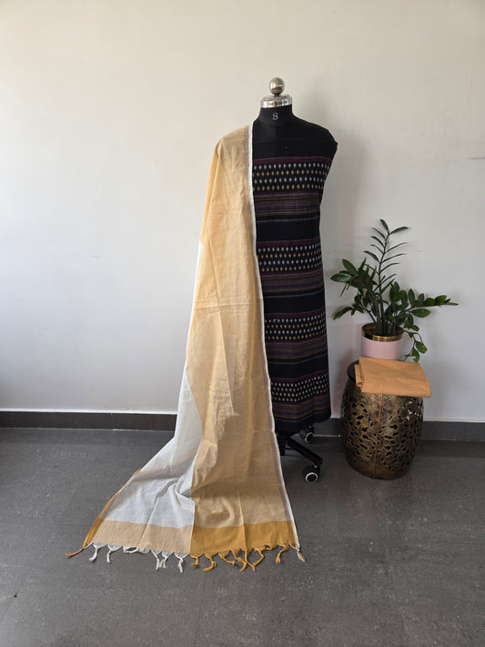 Handloom cotton with jacquard weave set - UN22