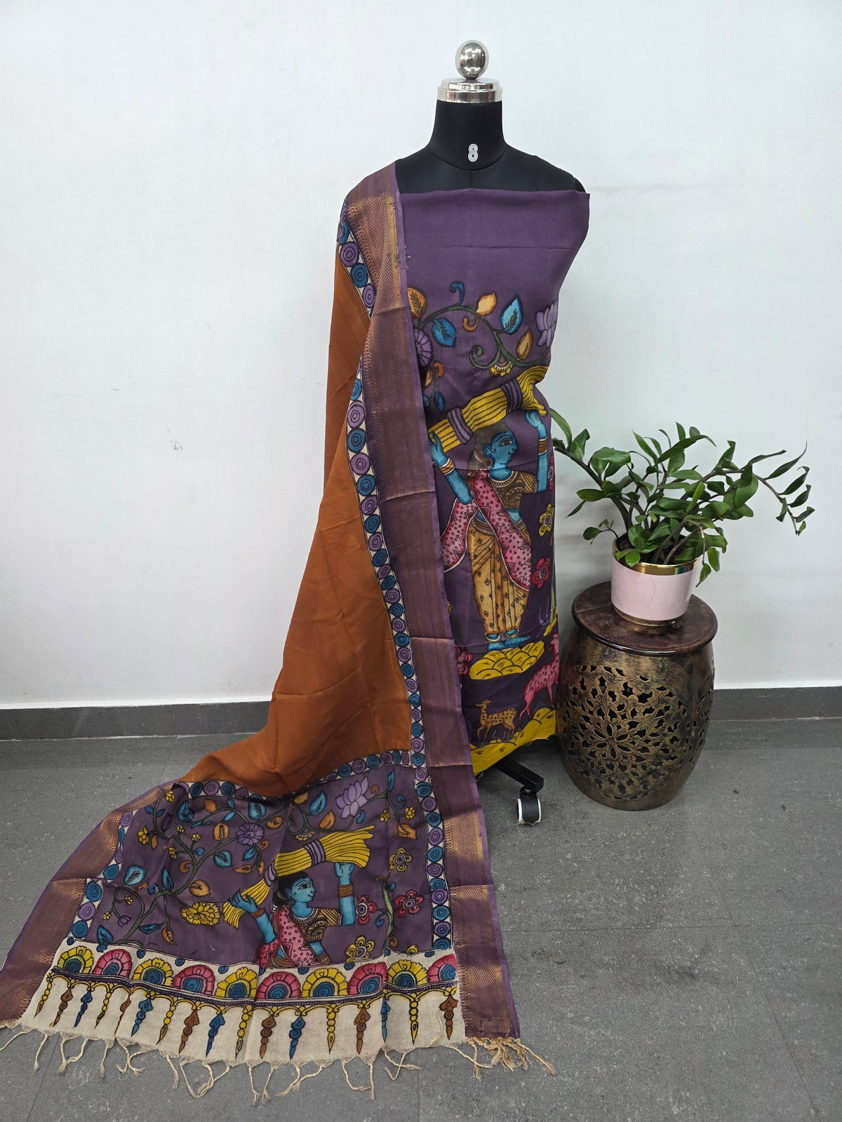 Kalahasthi Handcrafted Penkalamkari bangalore silk set -KH259