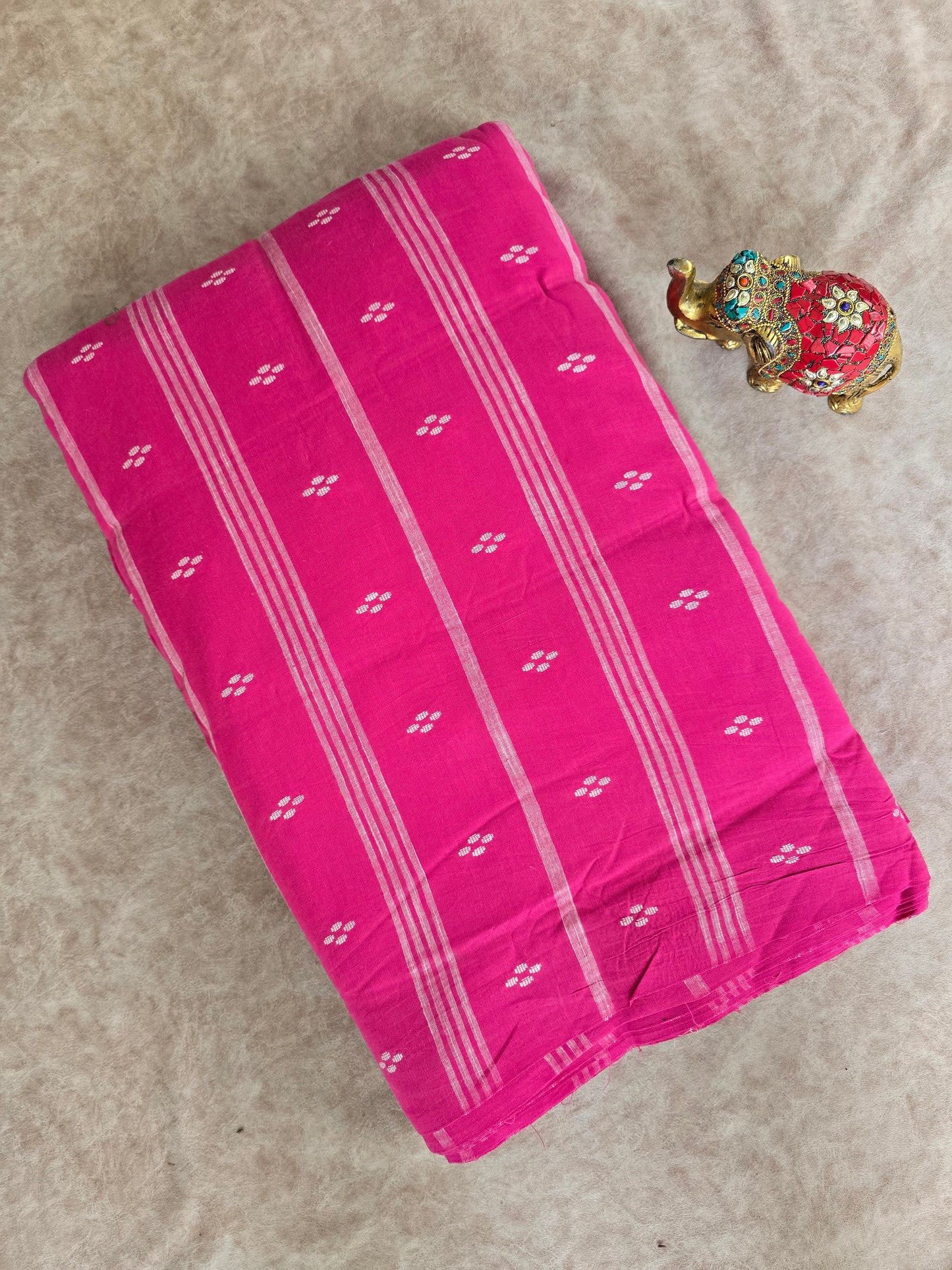 Prewashed Pure handloom cotton running material ( 2.5 mtrs ) - HRM52