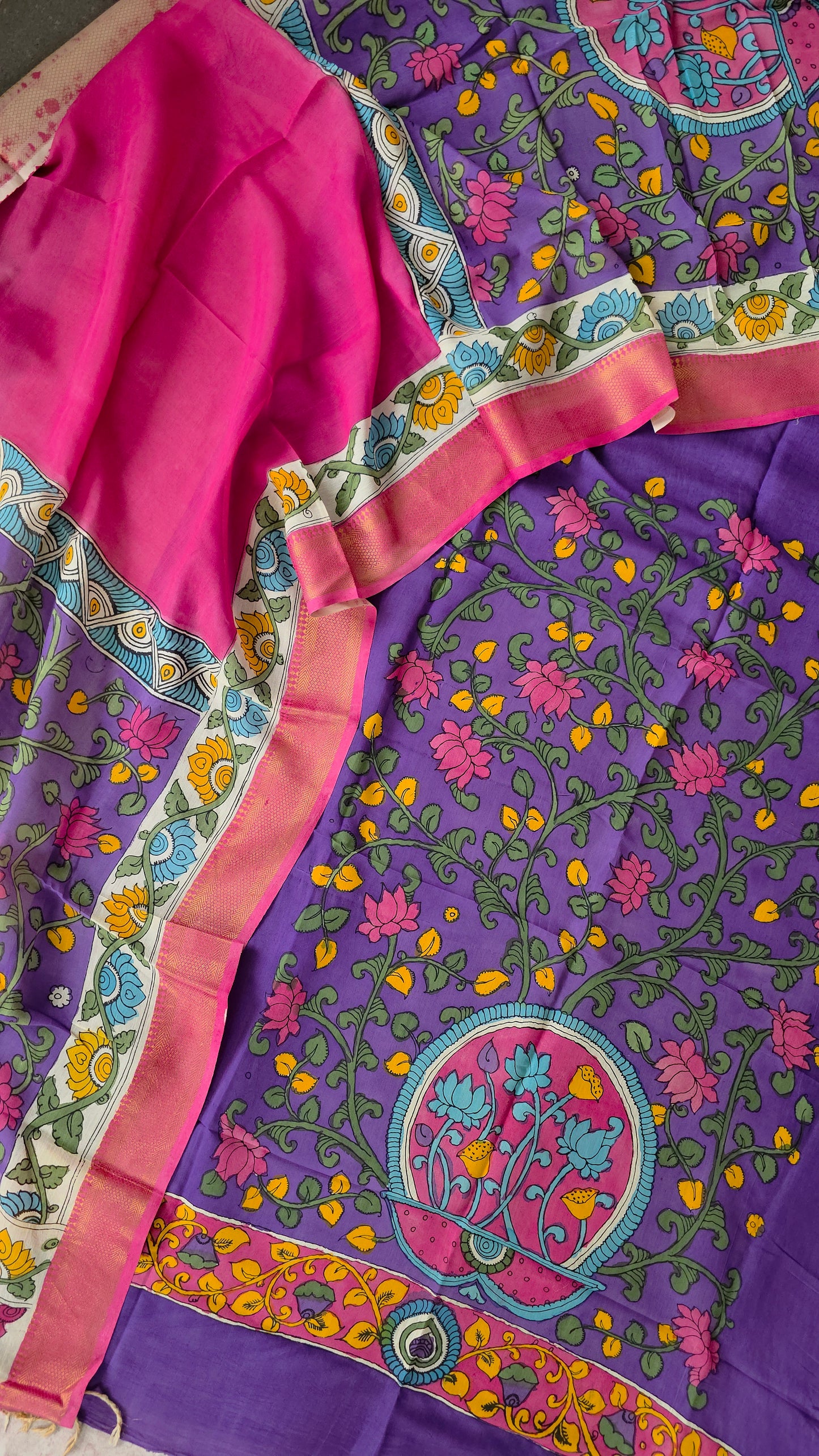 Handcrafted Kalahasthi Penkalamkari bangalore silk set - KH124