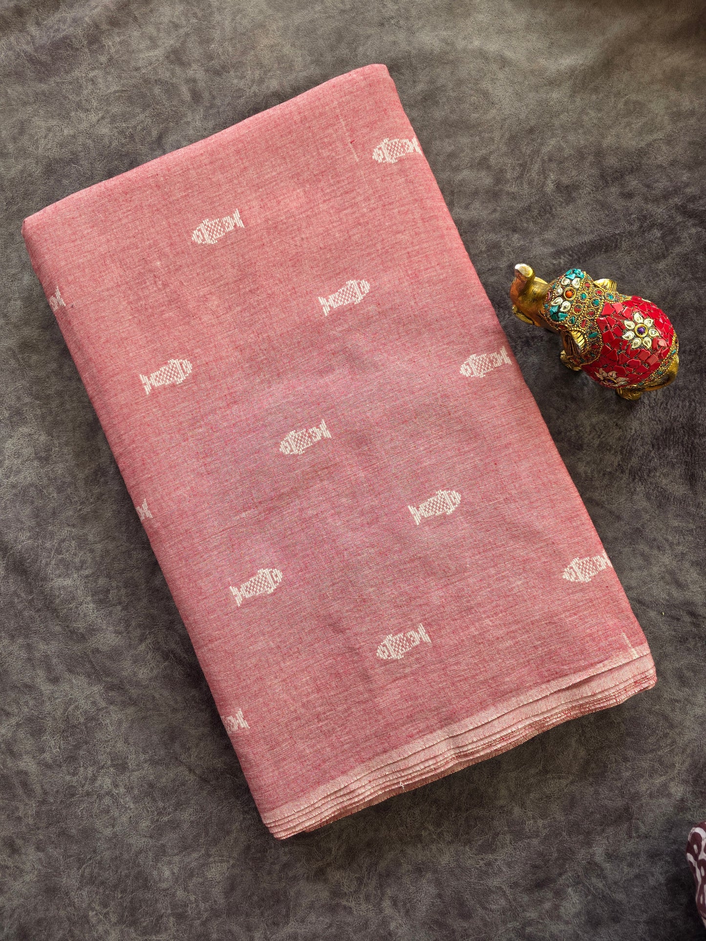 Prewashed fish jamdhani south cotton running material- HRM385