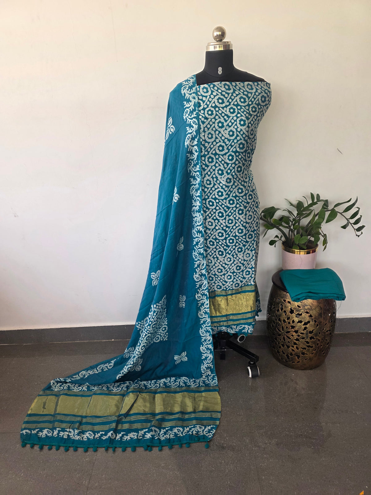 Gadwal batik silk set  with lagdi patta - BBA8