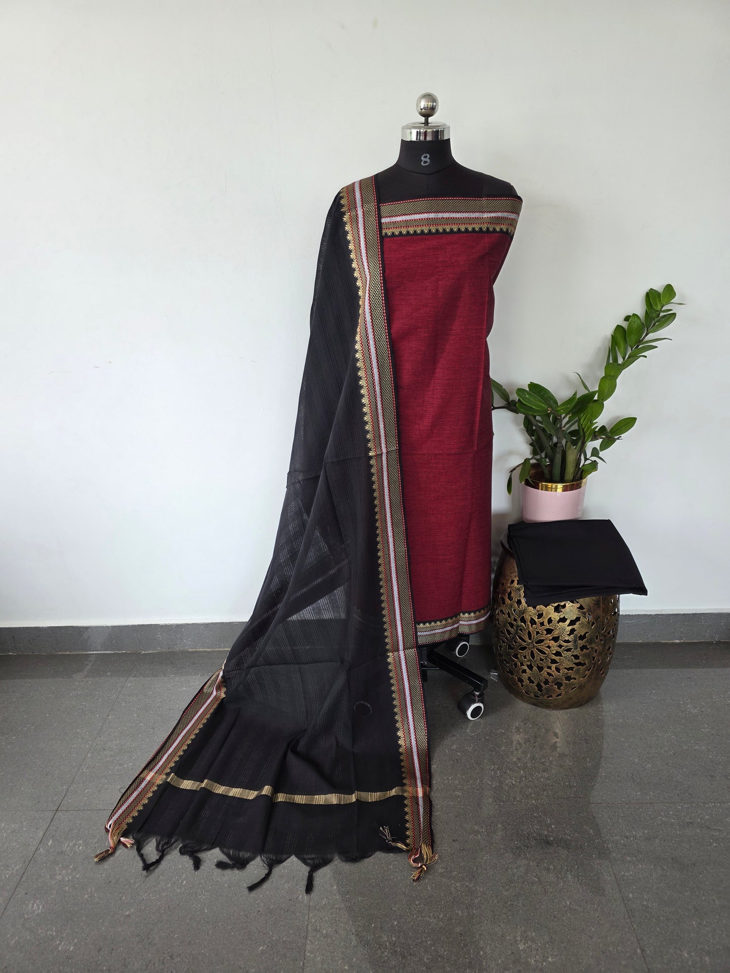 Pure handloom cotton with mangalagiri border - HJ36