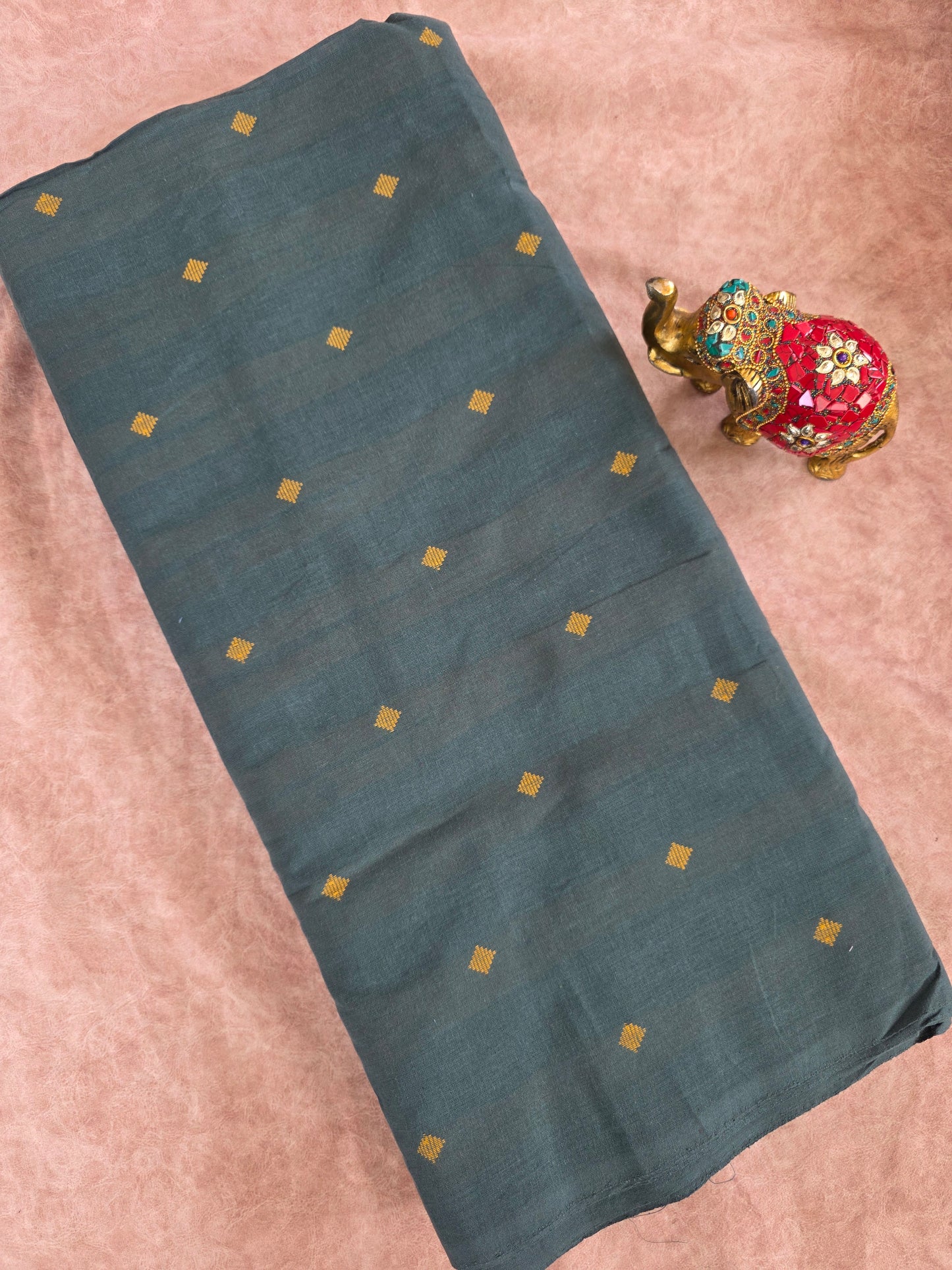 South cotton jacquard weave running material (0.5 mtrs)  -HRM213