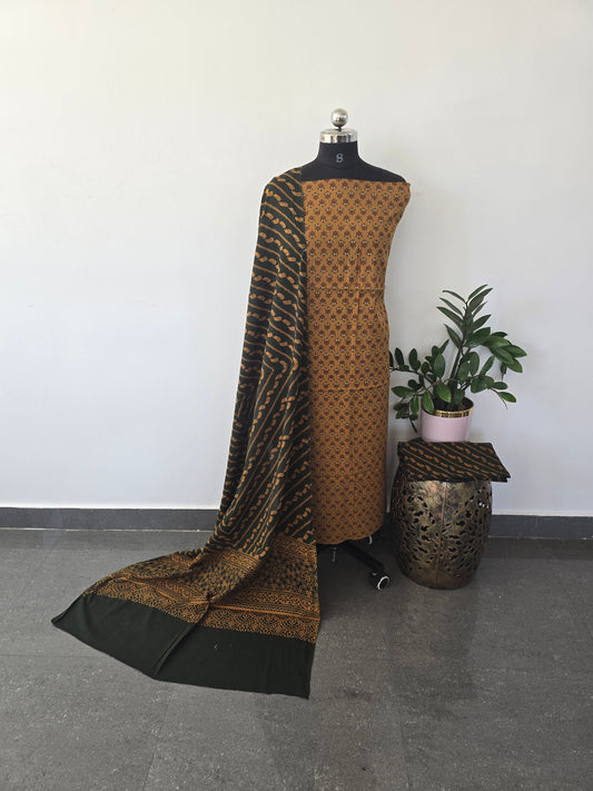 Pure kantha Ajrakh cotton set - VC11