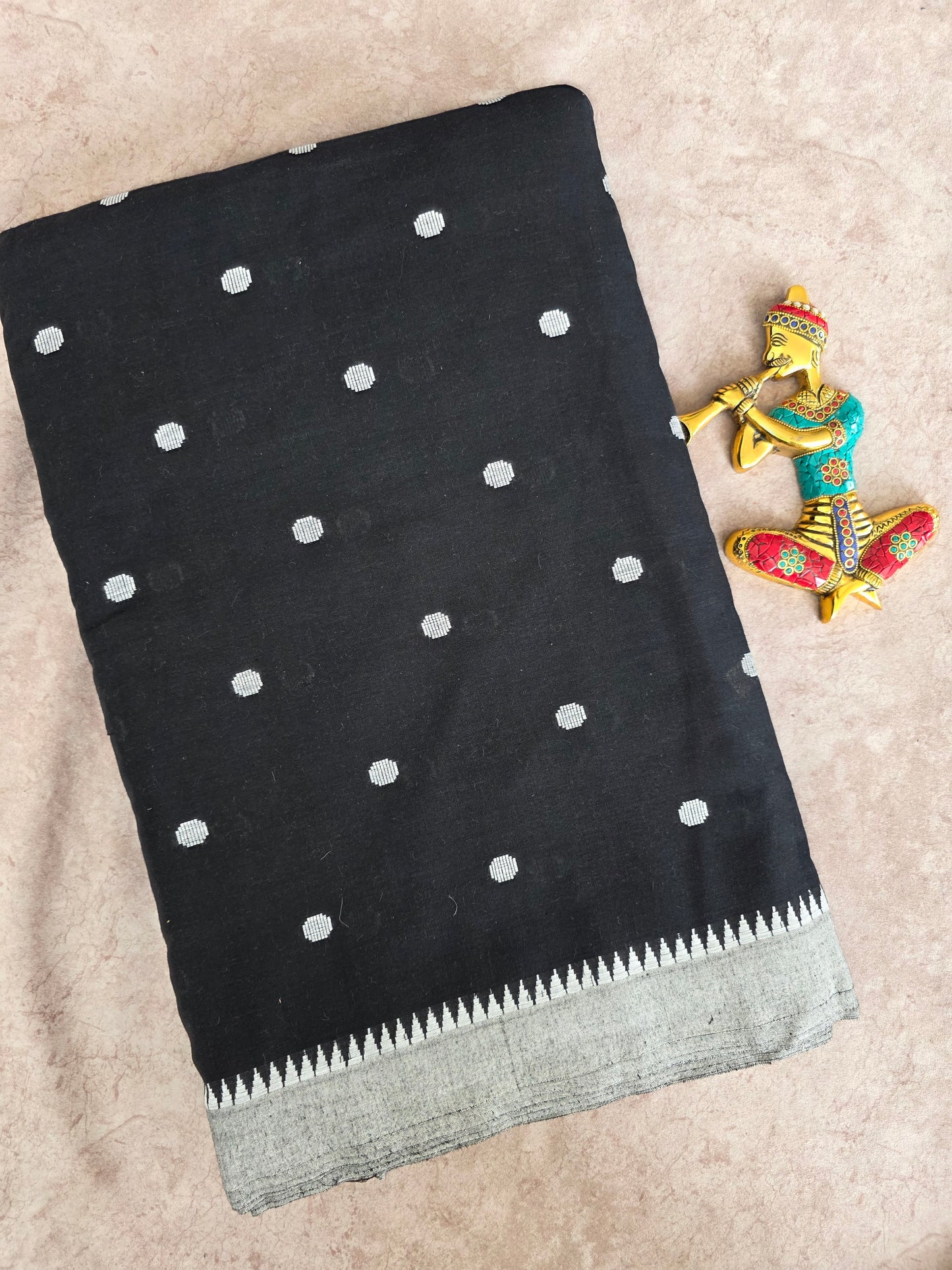 Prewashed Pure handloom cotton running material ( 0.5 mtrs ) - HRM115