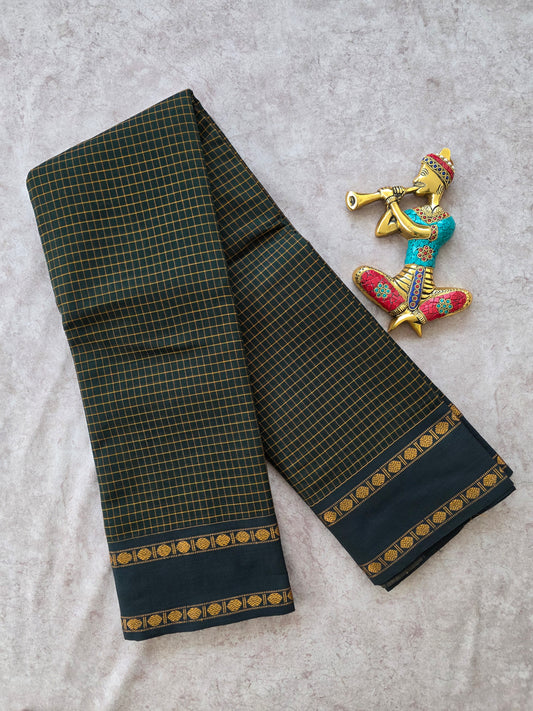 Mercerised checked narayanapet saree - NA205