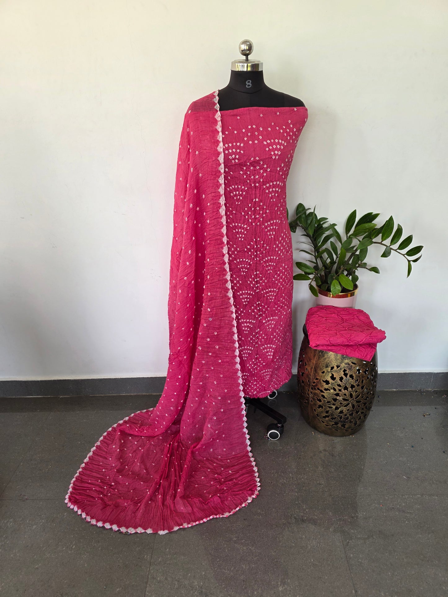 Handcrafted bandhani cotton set -B89