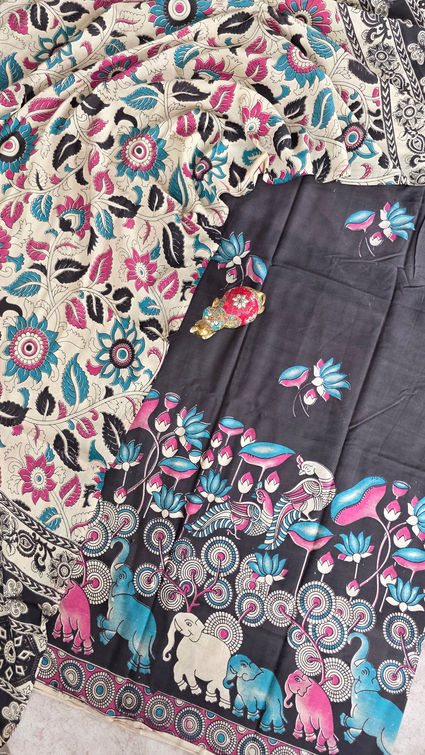 Penkalamkari - inspired kalamkari cotton set - AK238