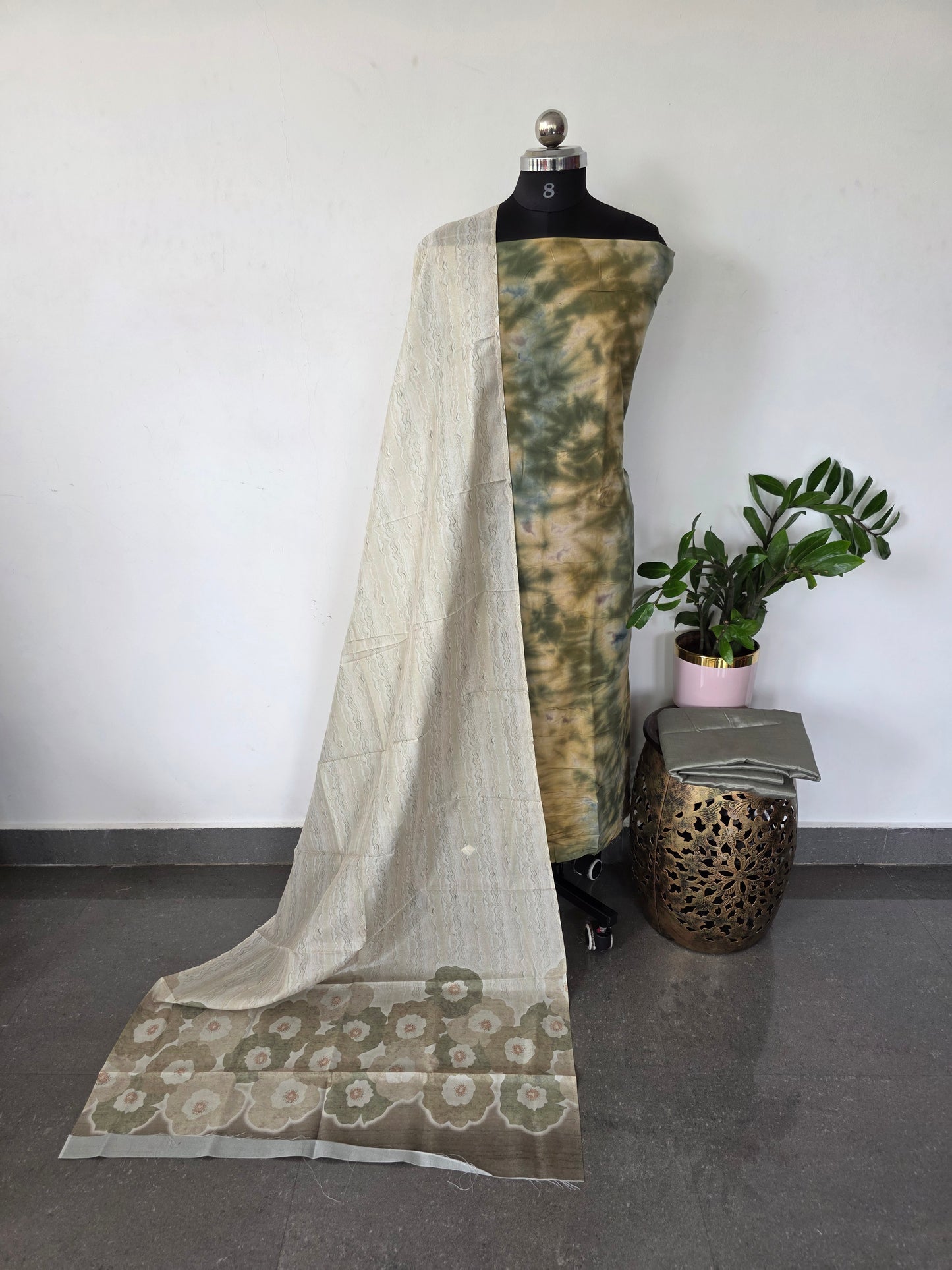 Fancy tussar silk set - CLA401