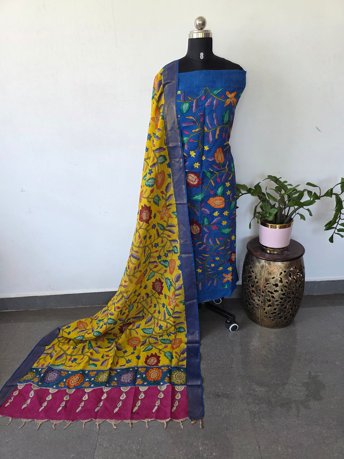 Handcrafted Penkalamkari bangalore silk set -KH243