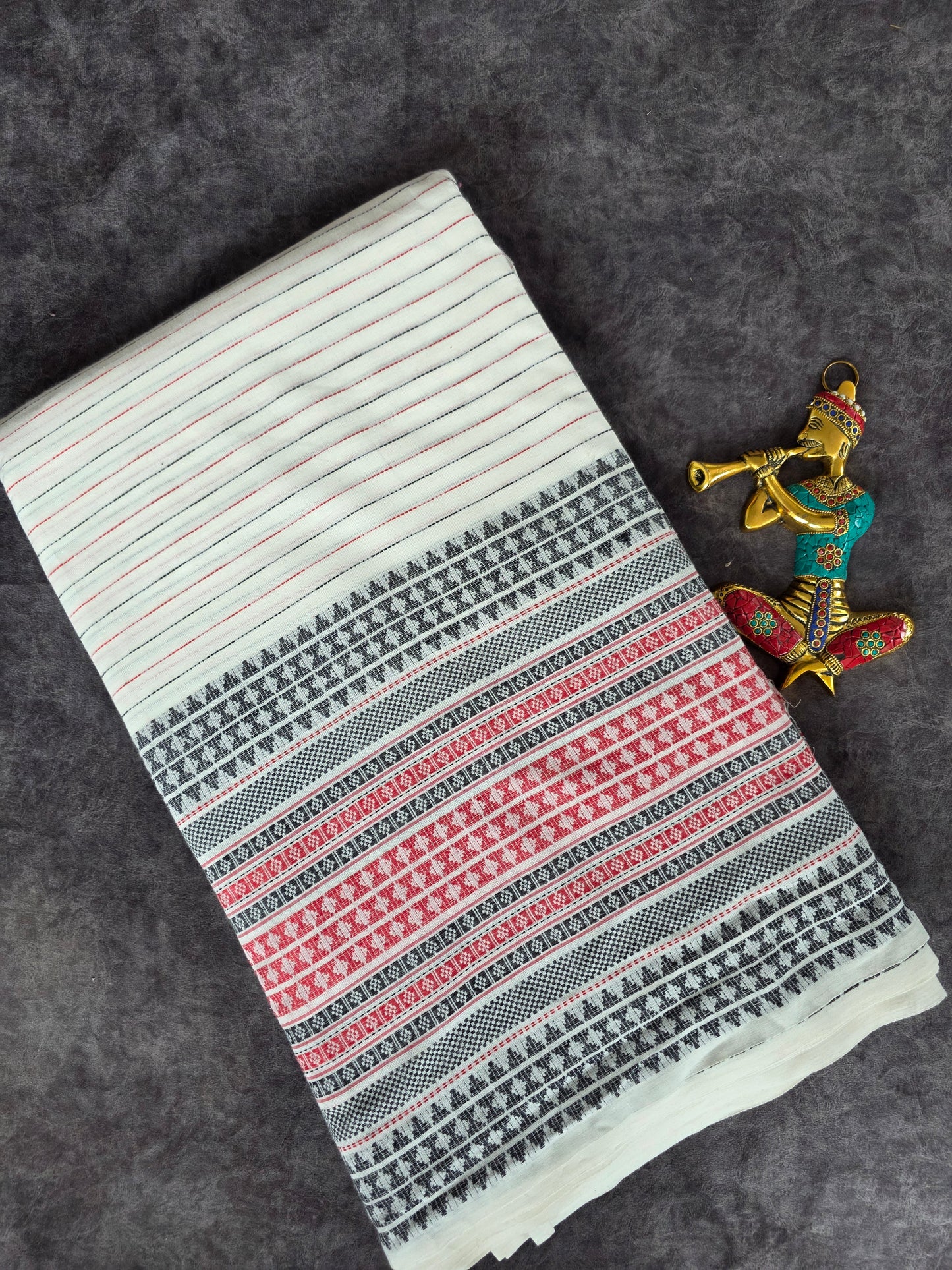Prewashed Jamdhani Checked Pure handloom cotton running material (0.5 mtrs)  - HRM201