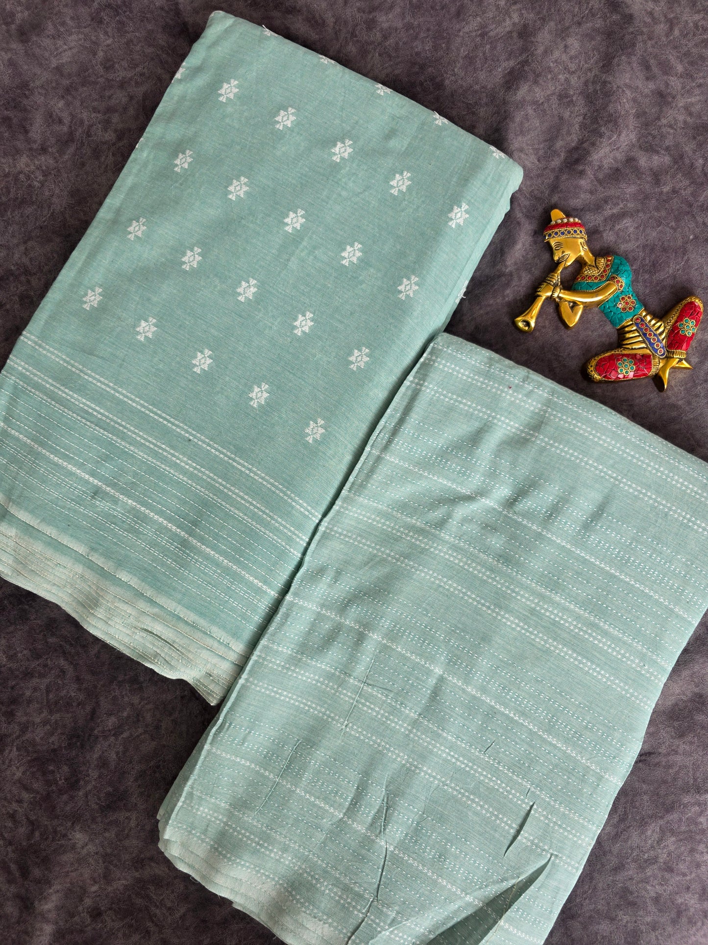 Prewashed cords south cotton jacquard running material ( 5 mtrs ) - HRM159