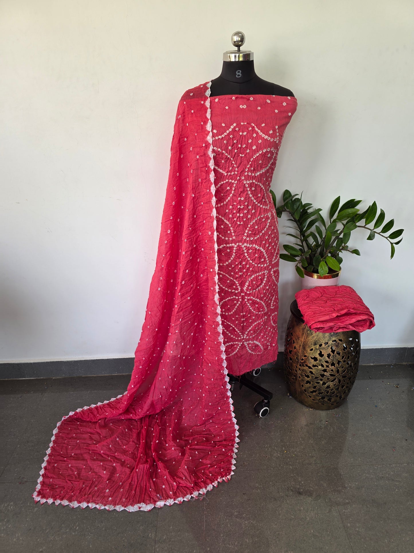 Handcrafted bandhani cotton set -B84