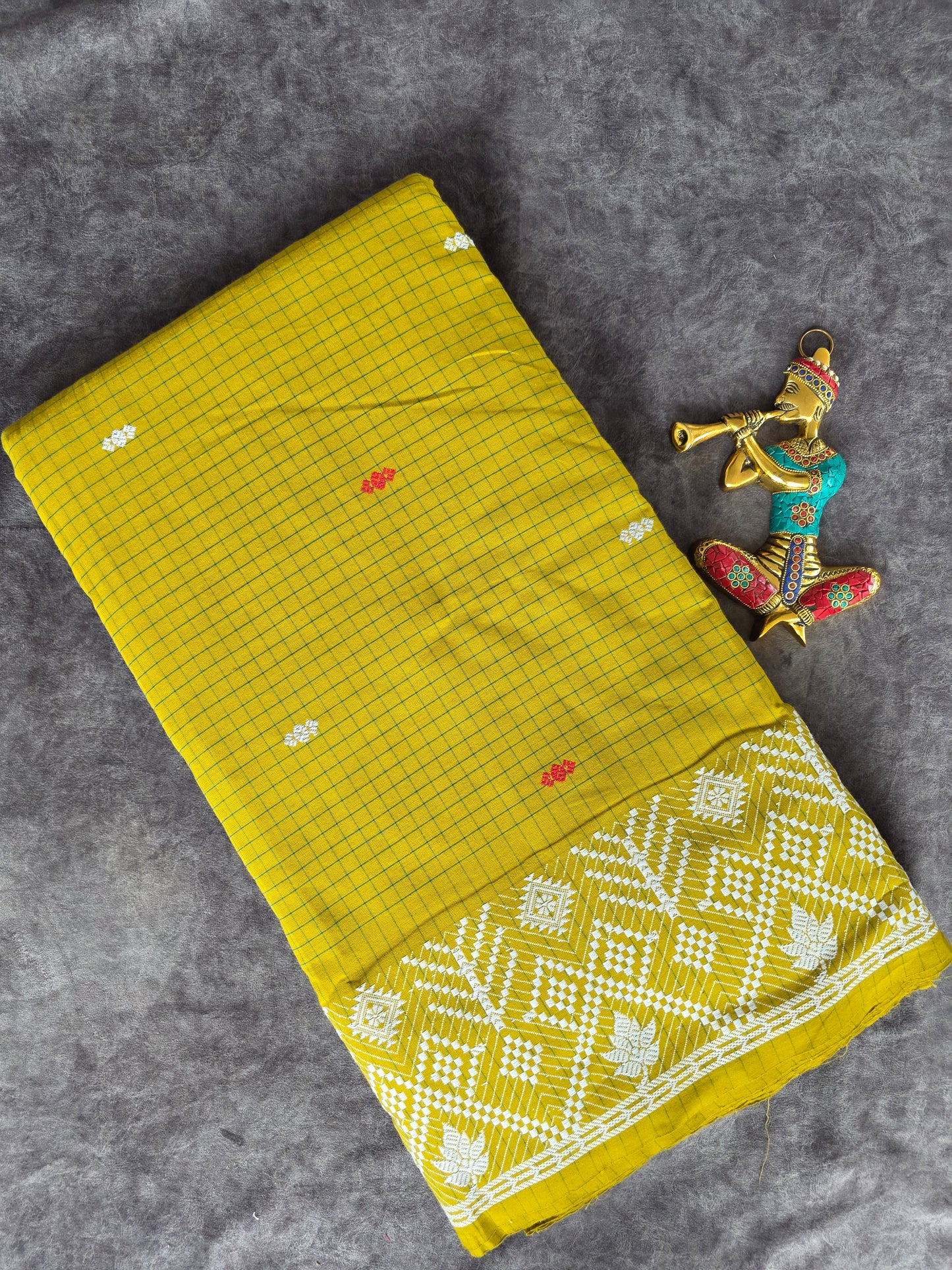 Prewashed Jamdhani Checked Pure handloom cotton running material (0.5 mtrs)  - HRM205