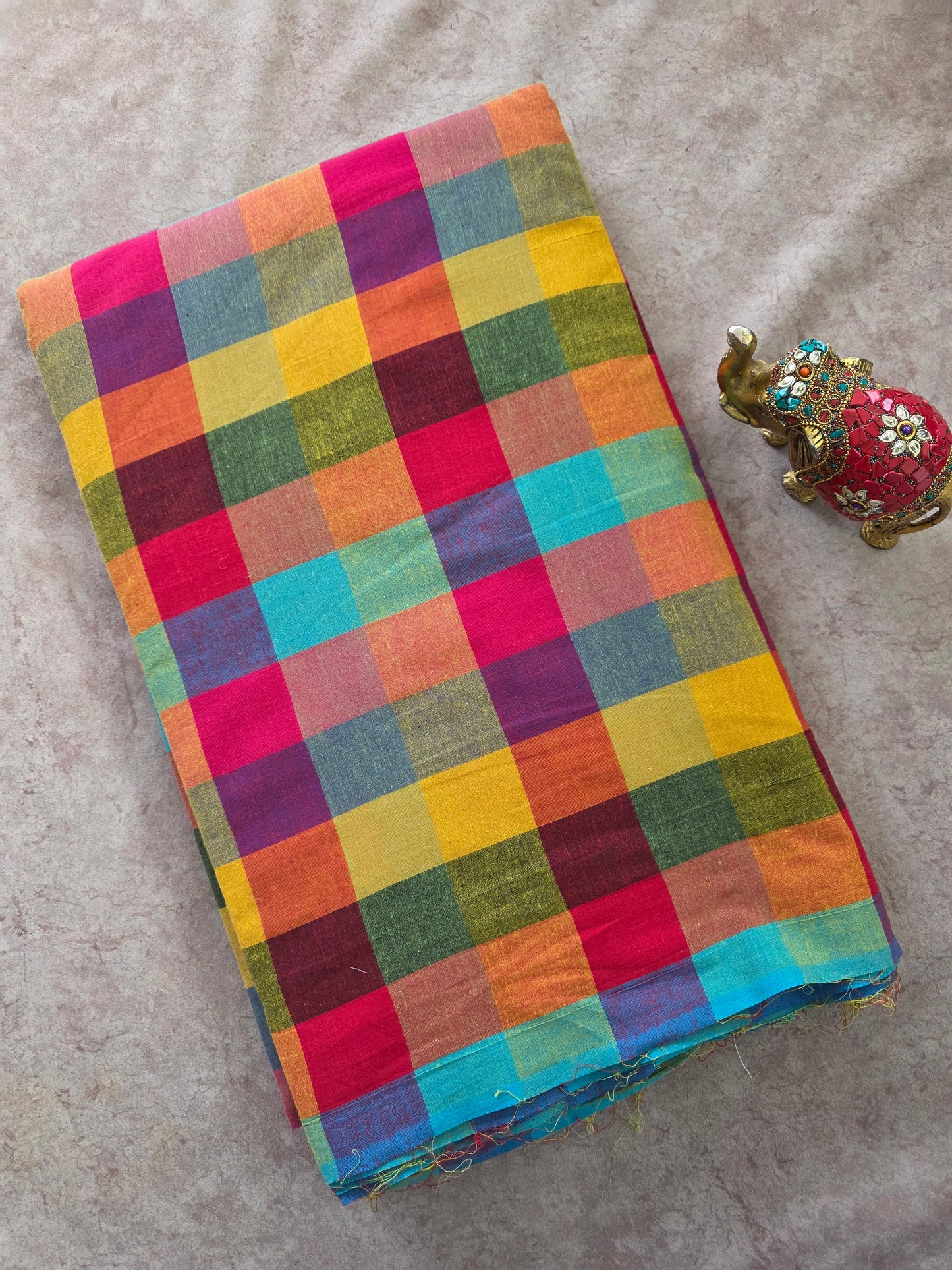 Madras kattam prewashed textured running material (2 inches*2 inches) -MD106
