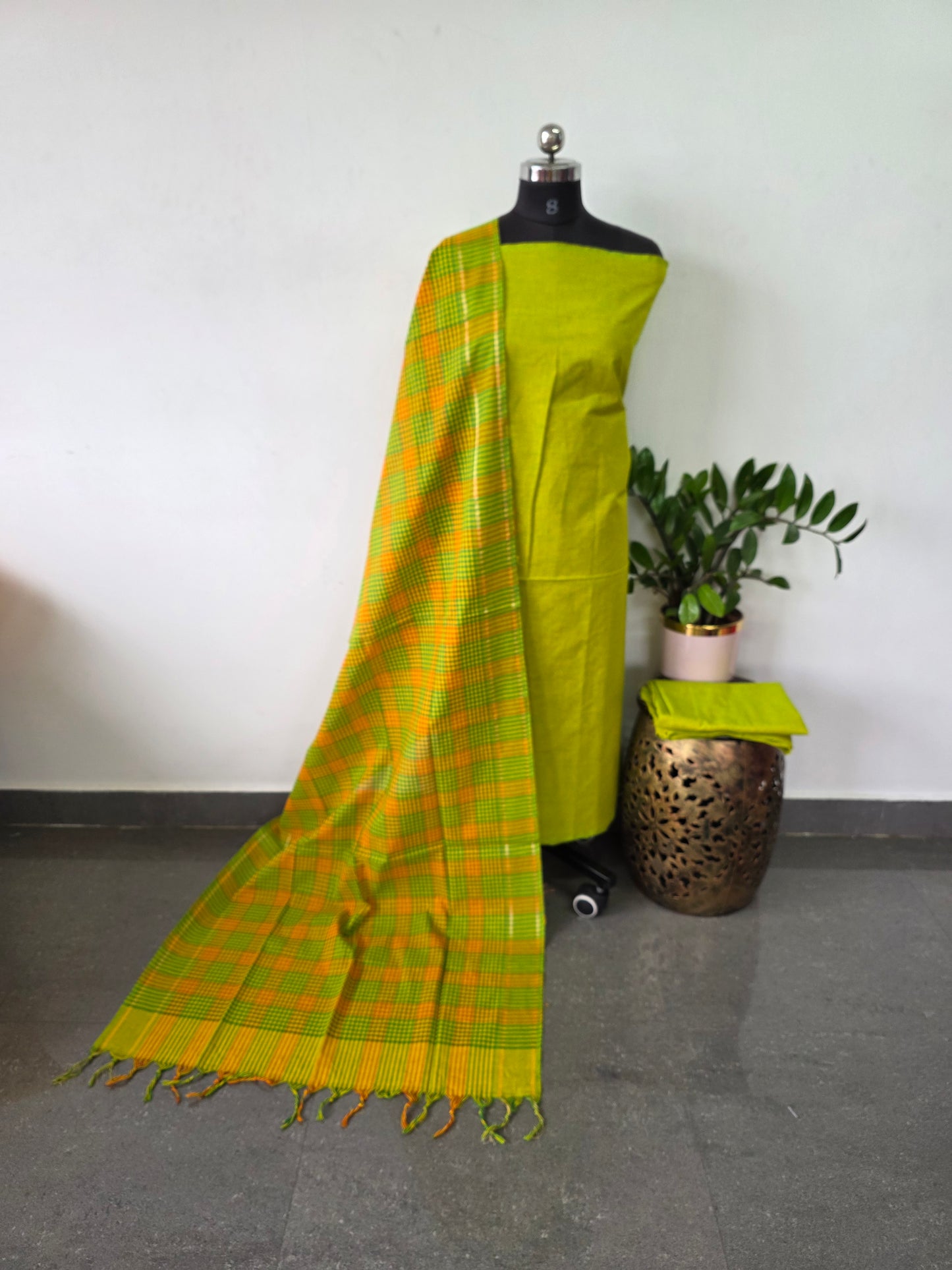 Pure south cotton set with checks duppatta - HJ64
