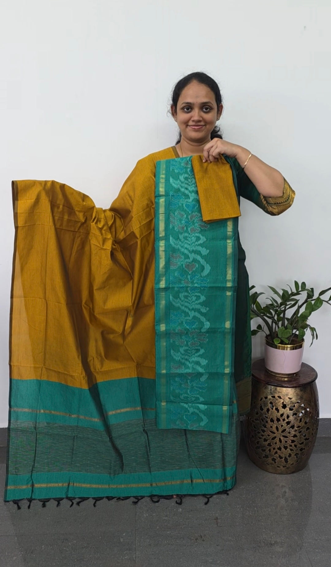 Pochampally sico set with ikkat damn -SD420