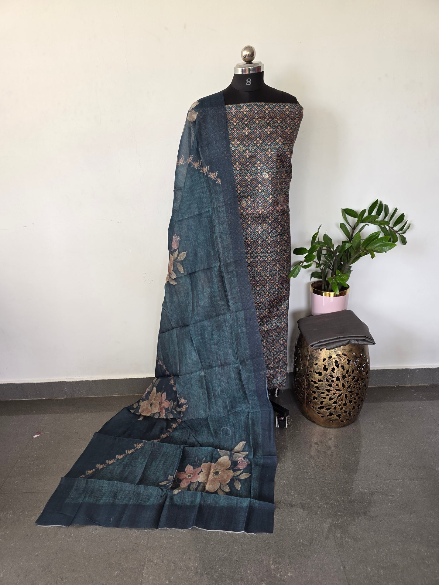 Fancy tussar silk set - CLA428