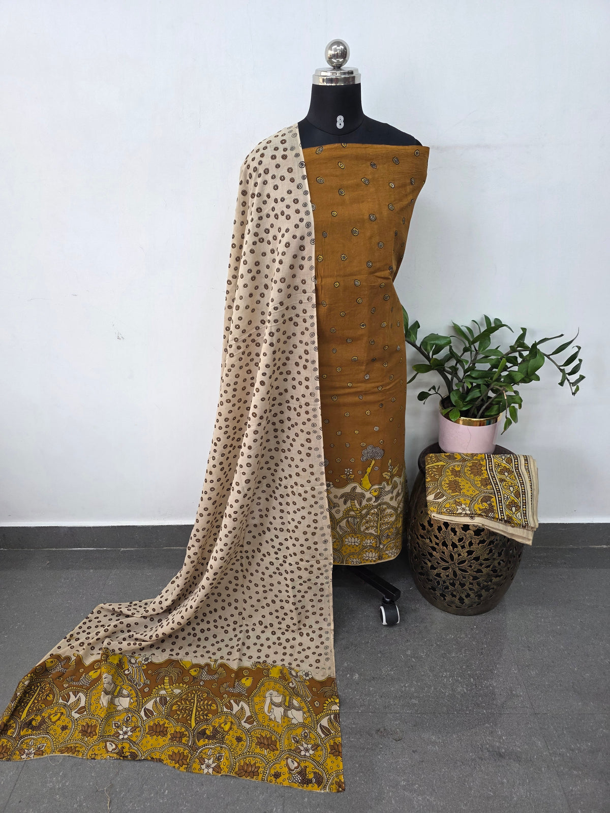 Handcrafted kalamkari cotton set (3 pc)-AK571