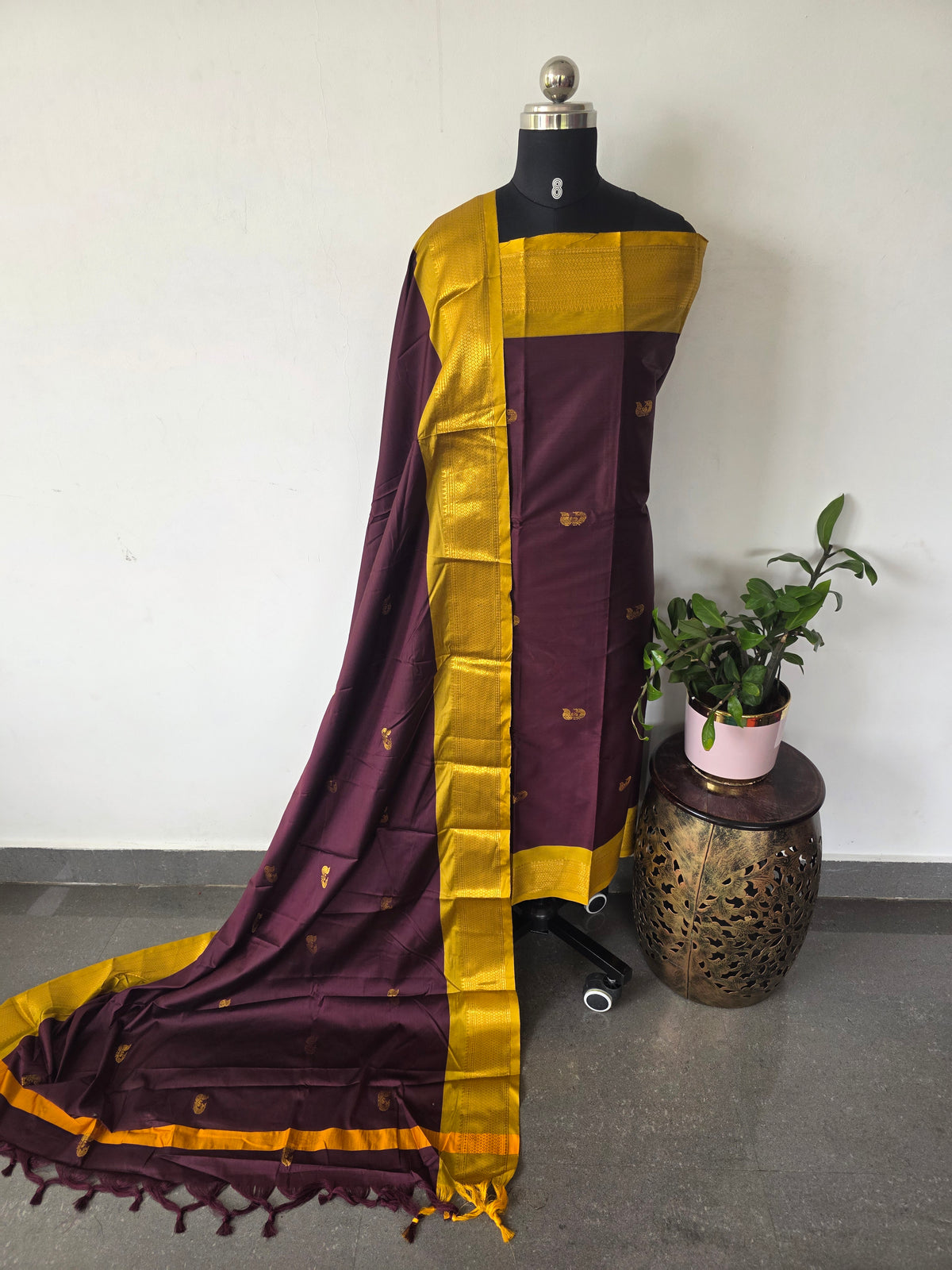 Kovilpattu soft silk set (4.5 mtrs) -NA699