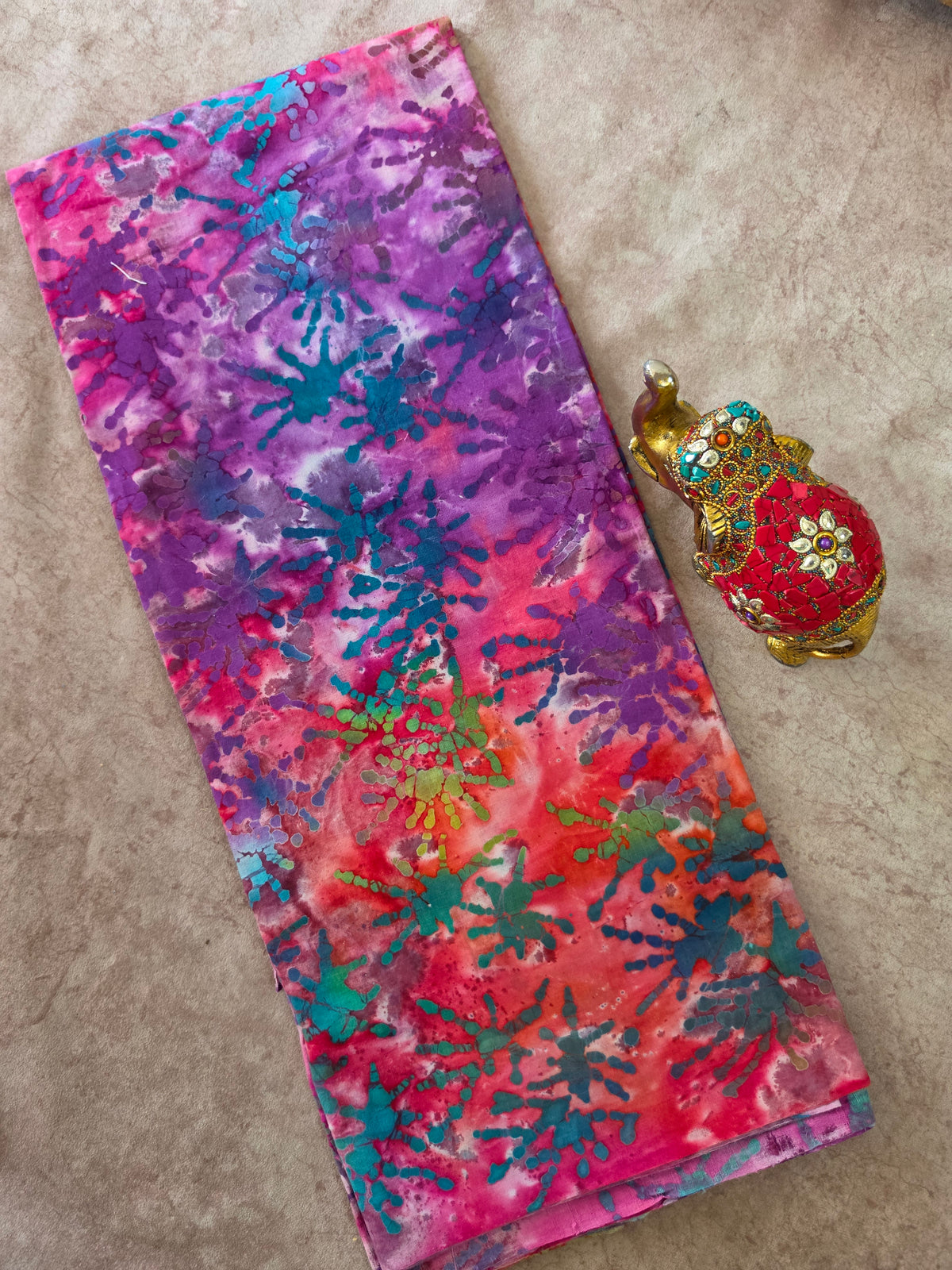 Handcrafted batik cotton running material -HB152