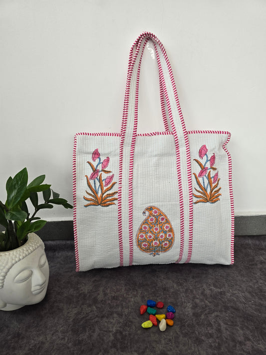 Handblock Jaipuri quilted cotton bag with zipper - QZ43