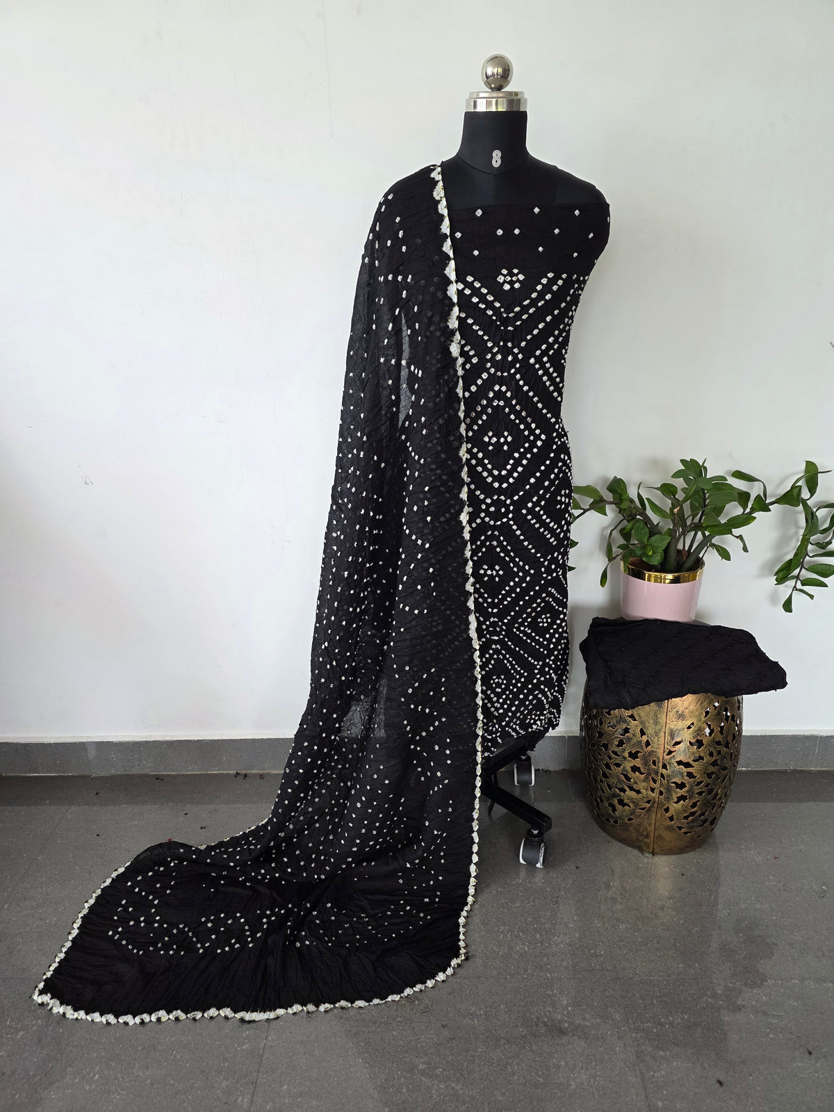 Handcrafted bandhani cotton set(Black)  -B152
