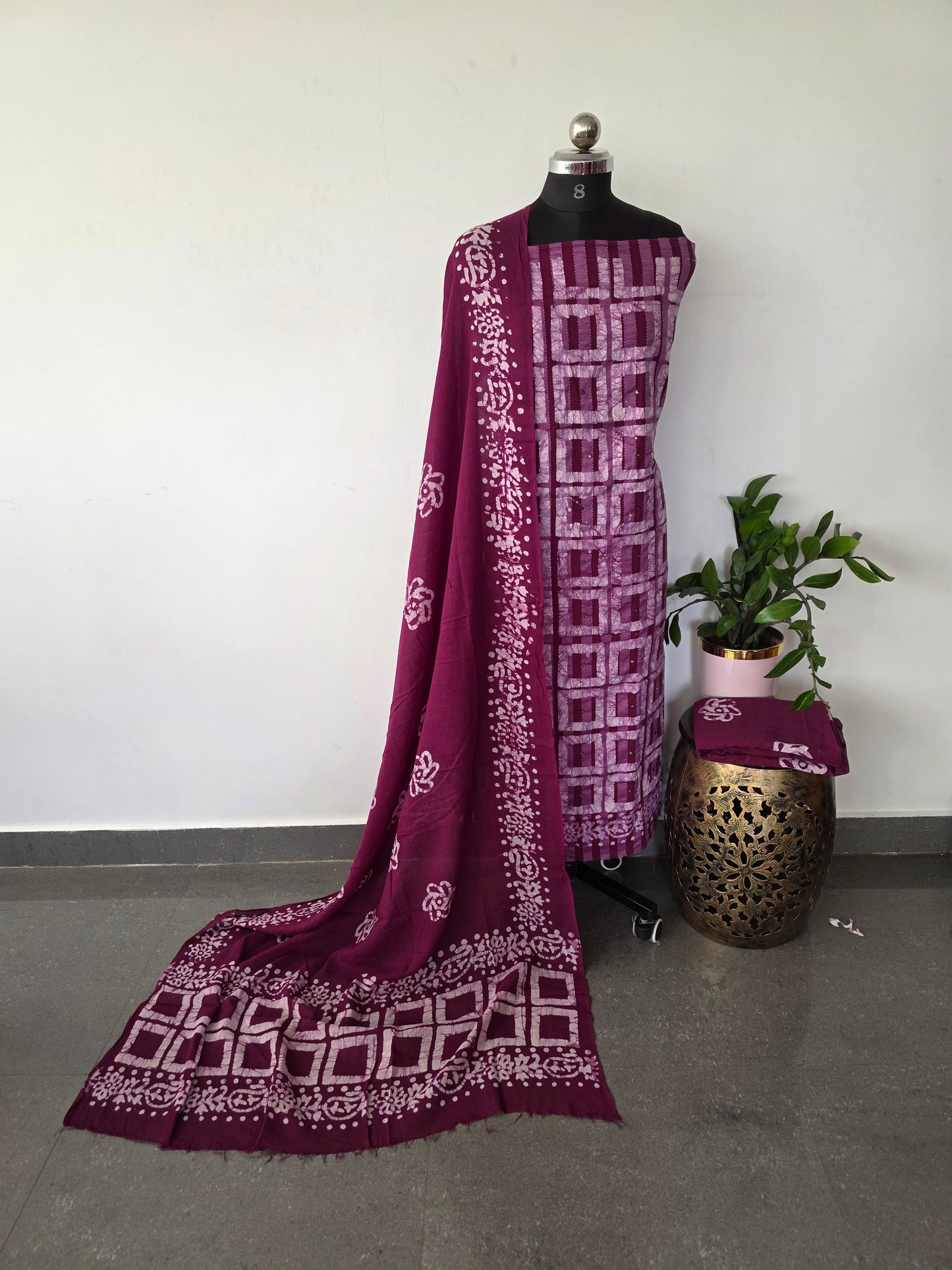 Dull patta kantha batik cotton set with mirror work - BA241