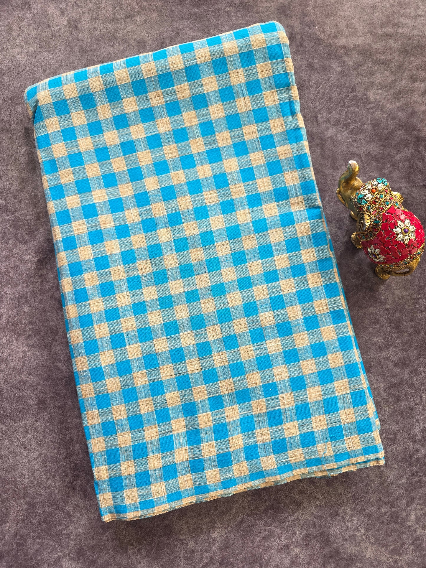Prewashed Kattari Checked south cotton running material - HRM375