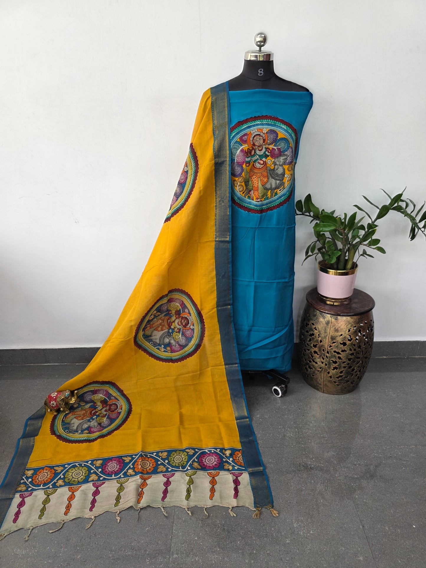 Handcrafted Penkalamkari bangalore silk set - KH187