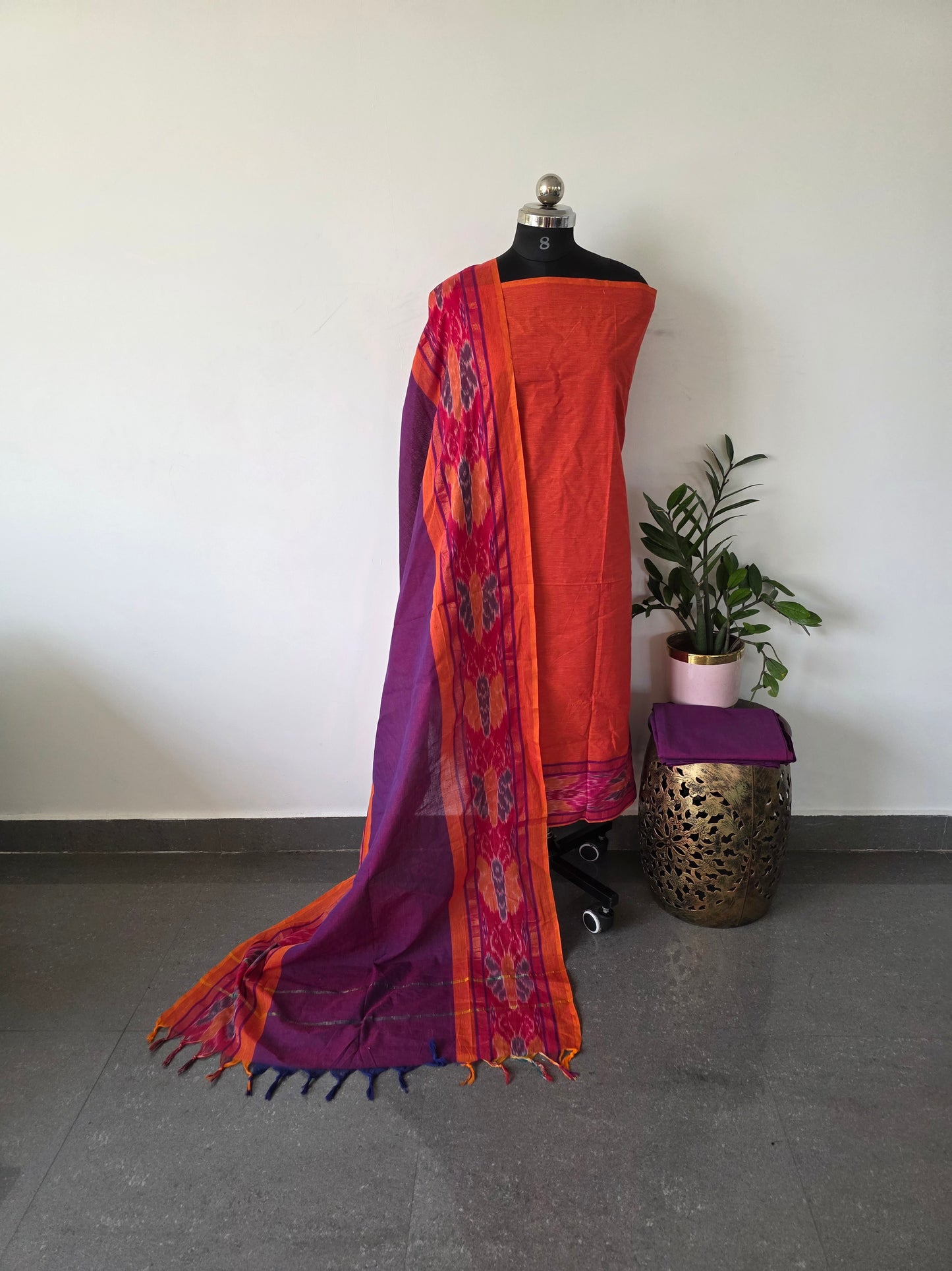 Handloom cotton with Pochampally border - PHC8